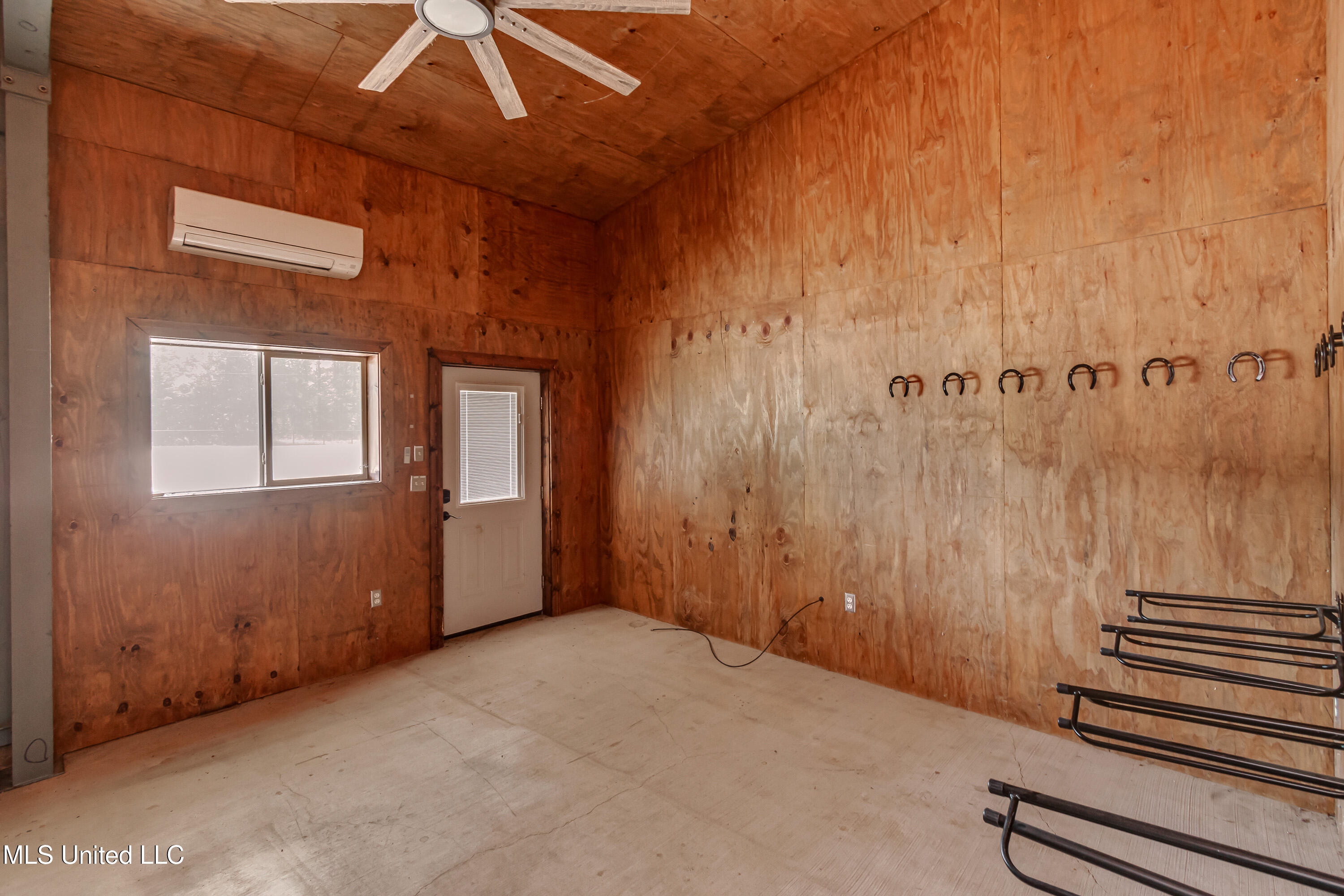 Flora, Mississippi 39071, United States, 4 Bedrooms Bedrooms, ,5 BathroomsBathrooms,Residential,Active,137267