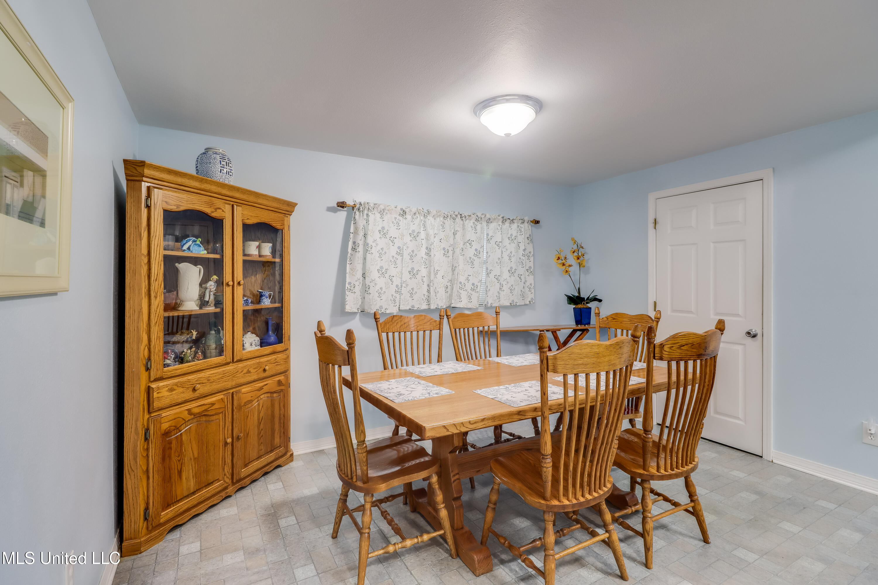 364 Reynoir Street, Biloxi, Mississippi image 11