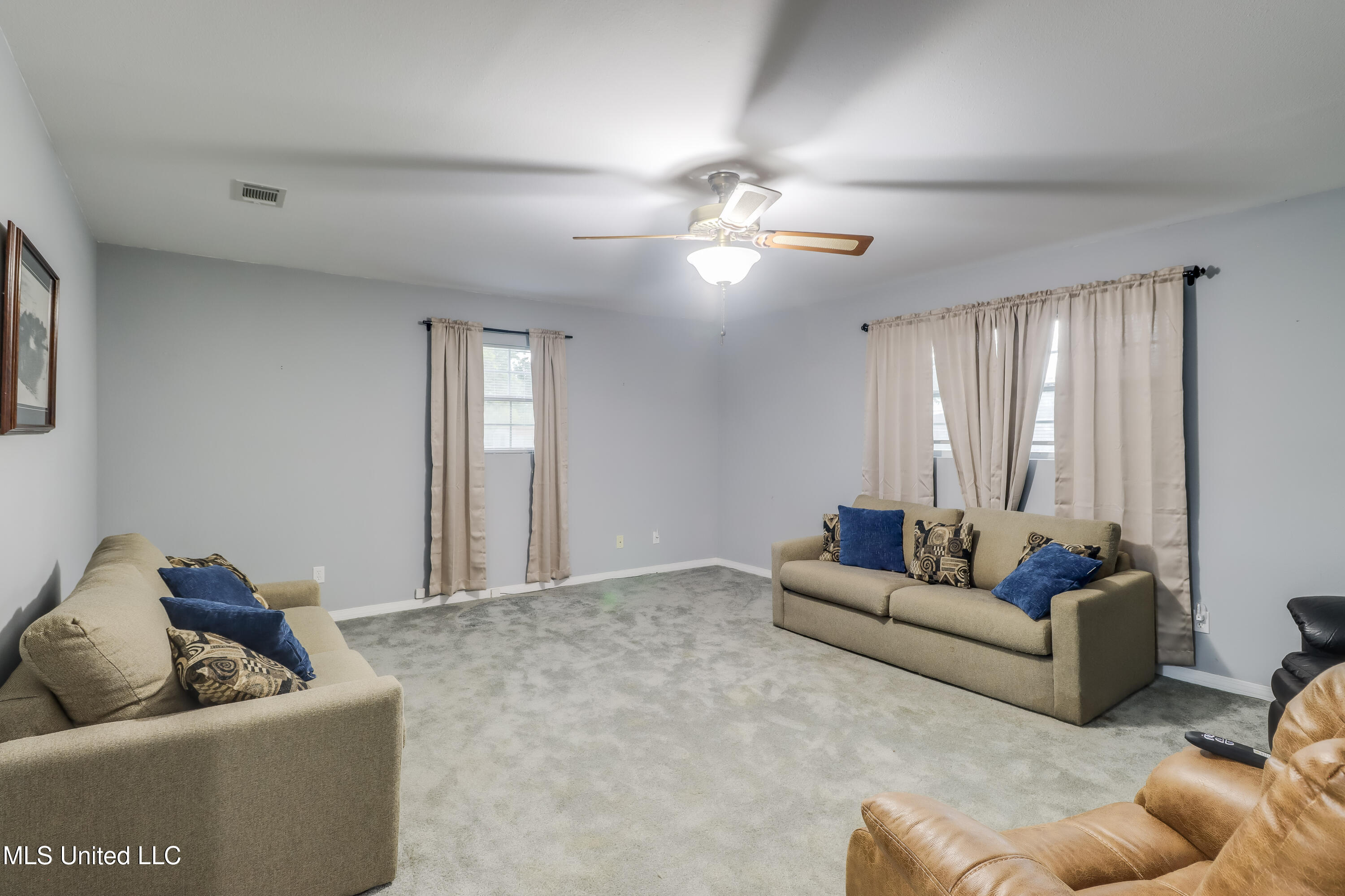 364 Reynoir Street, Biloxi, Mississippi image 6