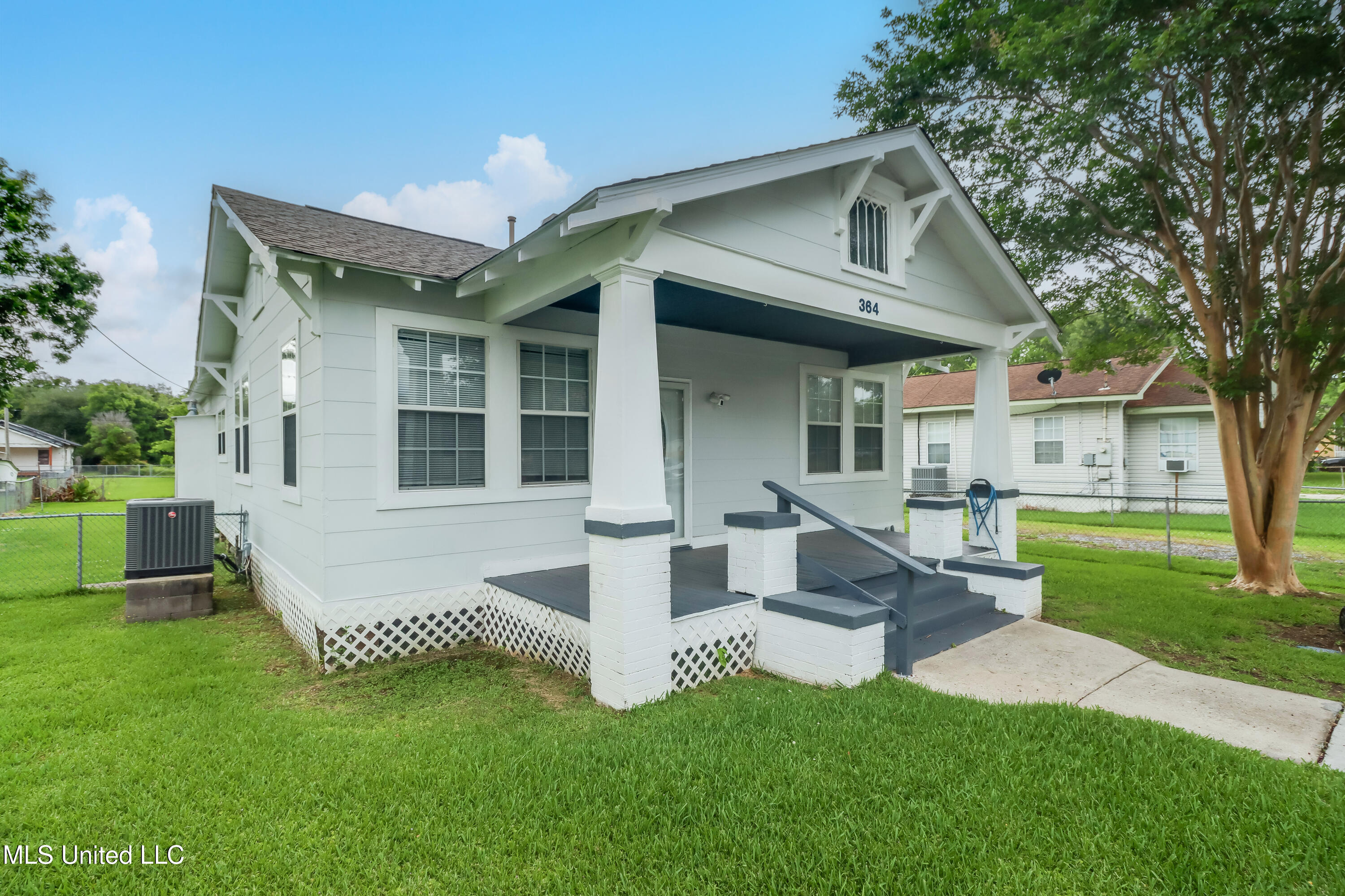 364 Reynoir Street, Biloxi, Mississippi image 2