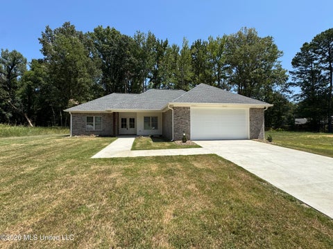 Homes For Sale - 5252 Skylark Drive<br/> Byram, MS 39272