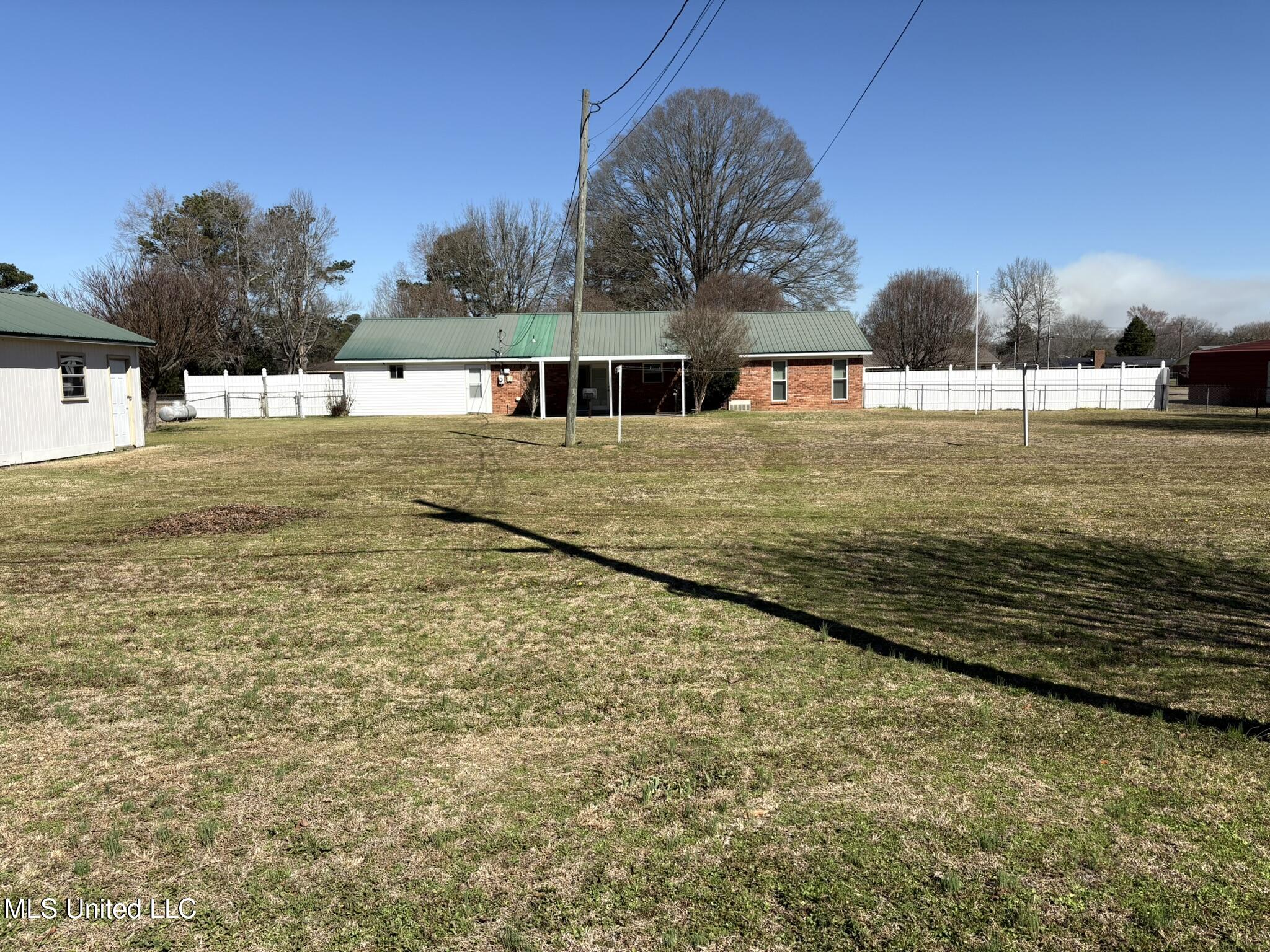 129 Tenneco Drive, Columbus, Mississippi image 20