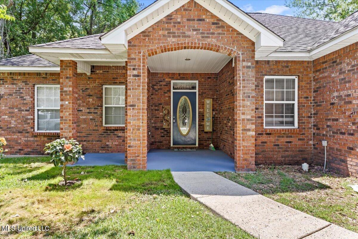 2921 Pike Cove, Gautier, Mississippi image 7