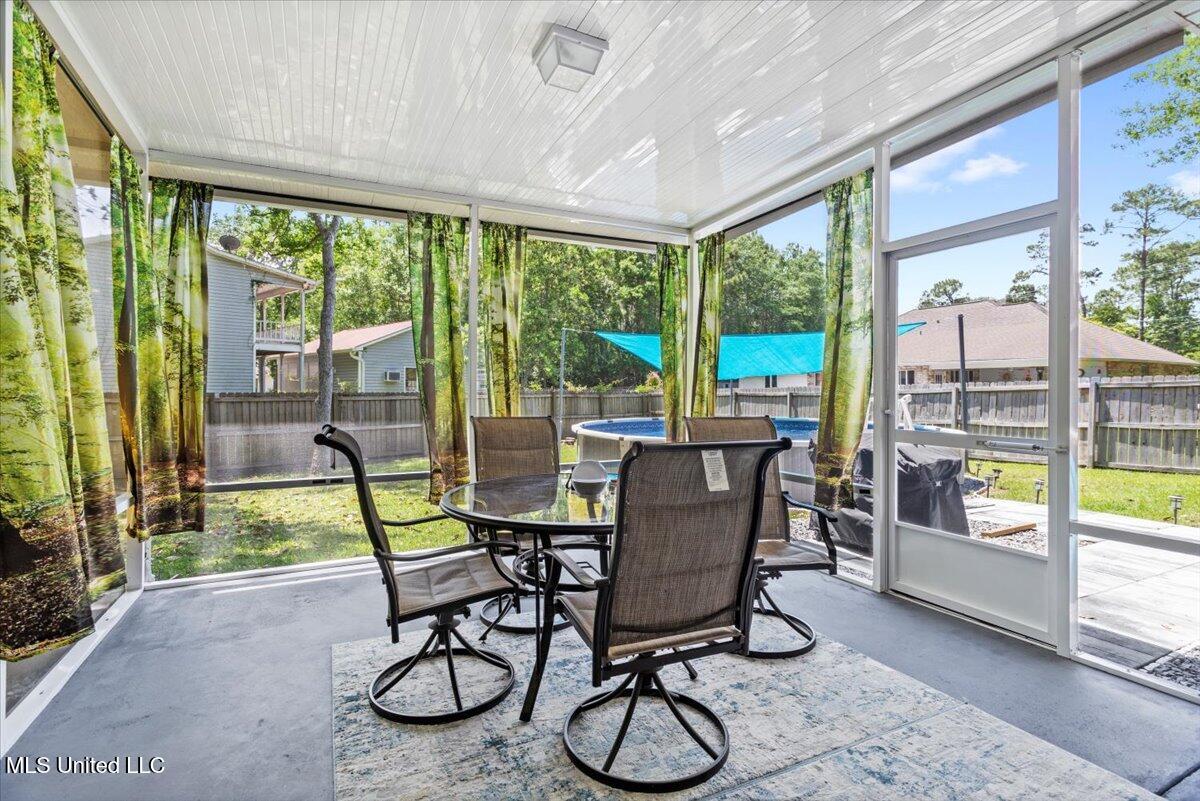 2921 Pike Cove, Gautier, Mississippi image 33