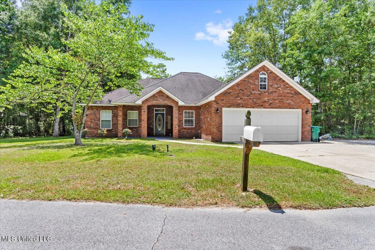 2921 Pike Cove, Gautier, Mississippi image 2