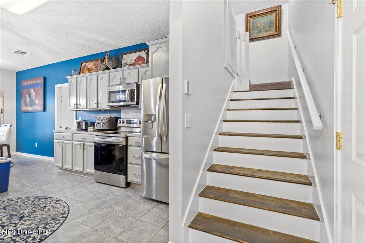 2921 Pike Cove, Gautier, Mississippi image 31