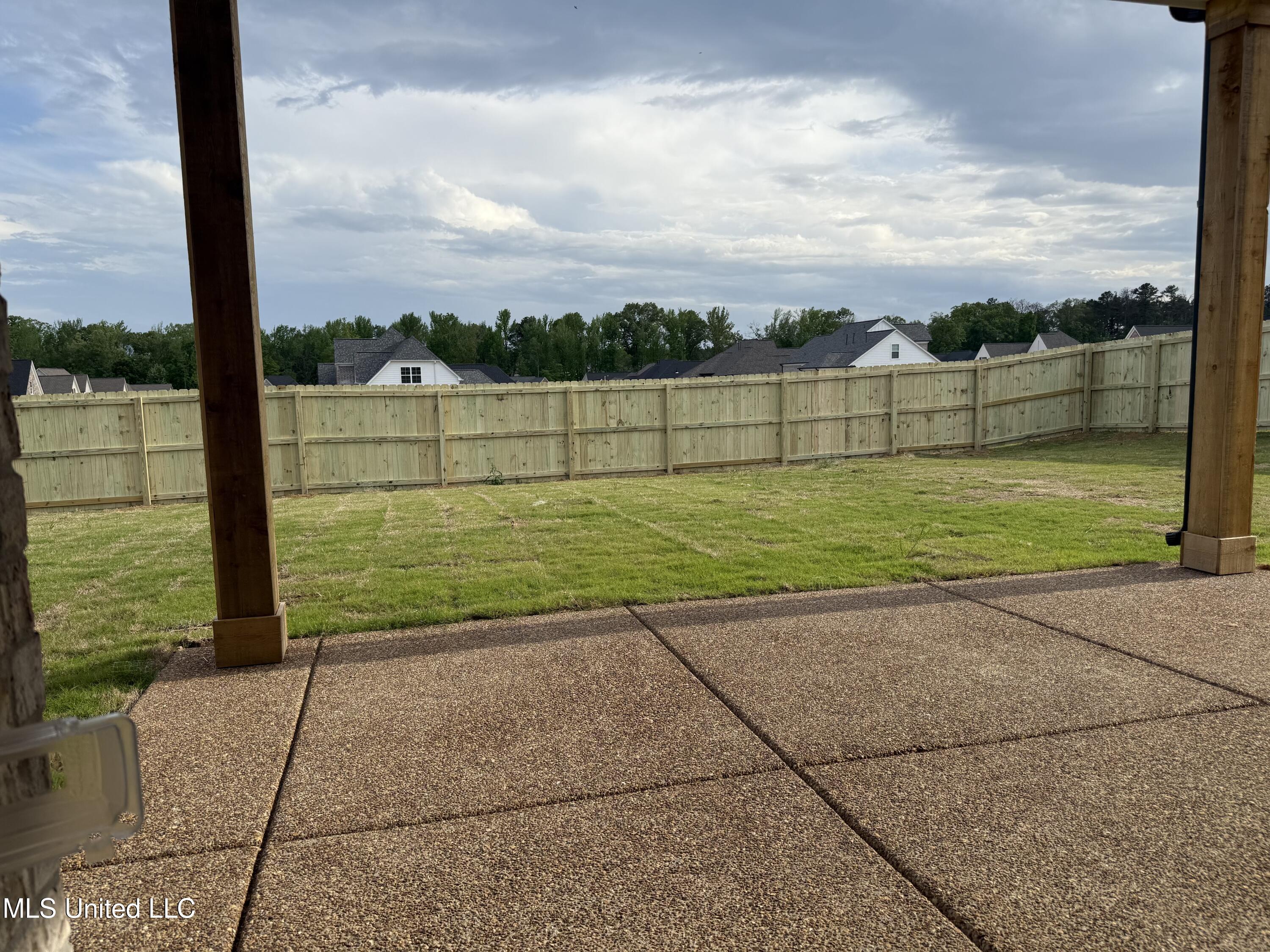 2519 Beauvoir Dr Dr, Hernando, Mississippi image 5
