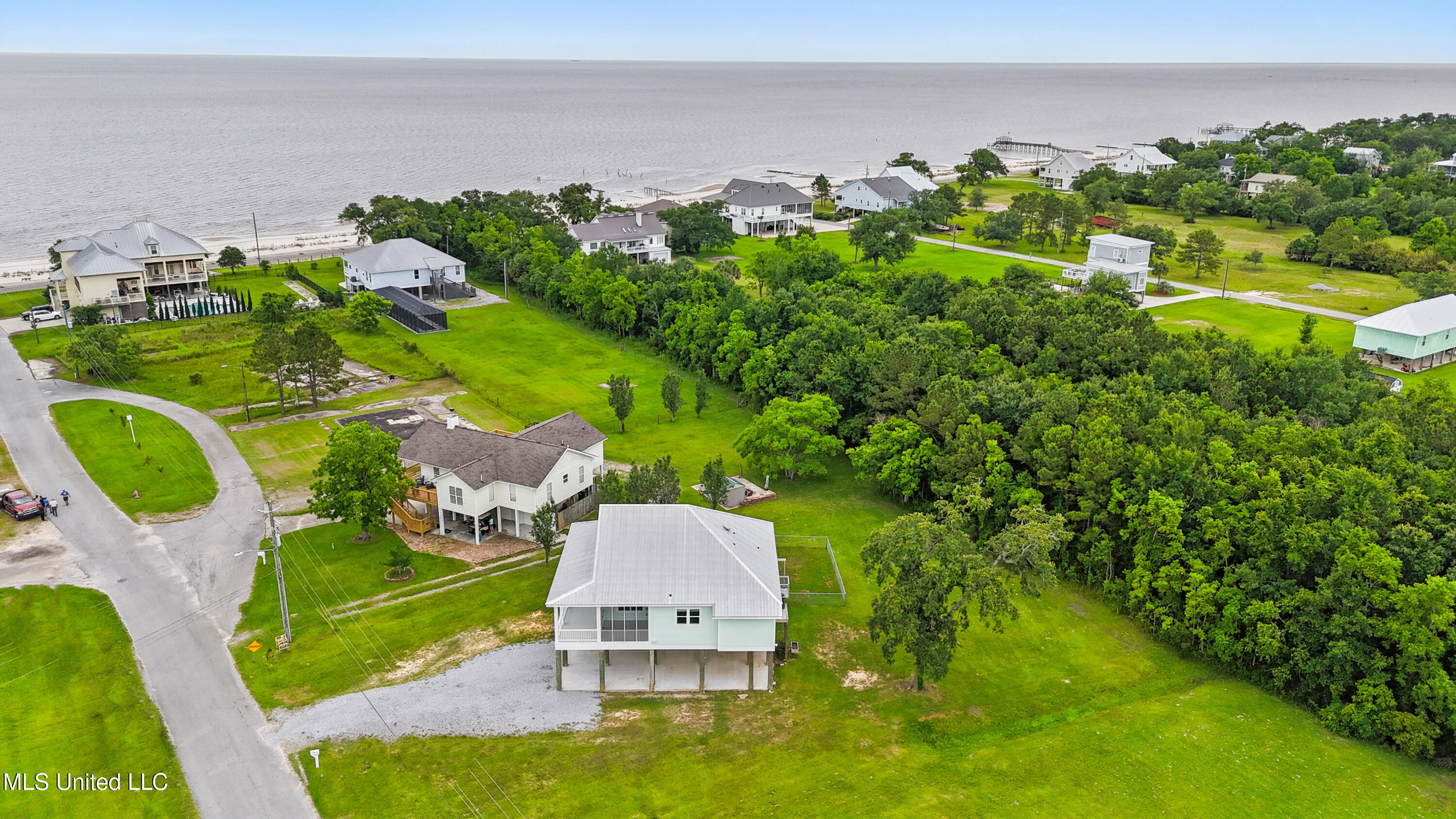 125 Vacation Lane, Waveland, Mississippi image 32