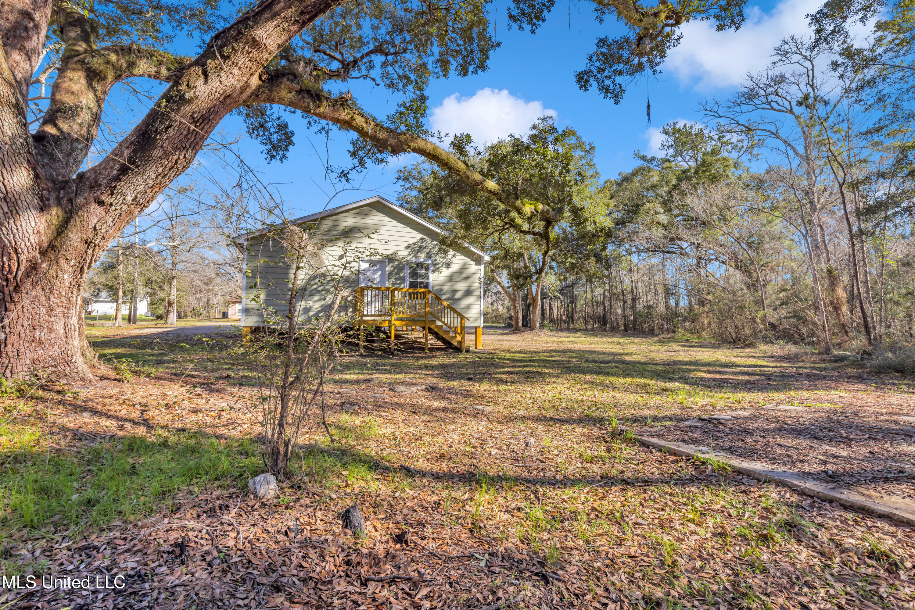 1119 Edna Street, Waveland, Mississippi image 24