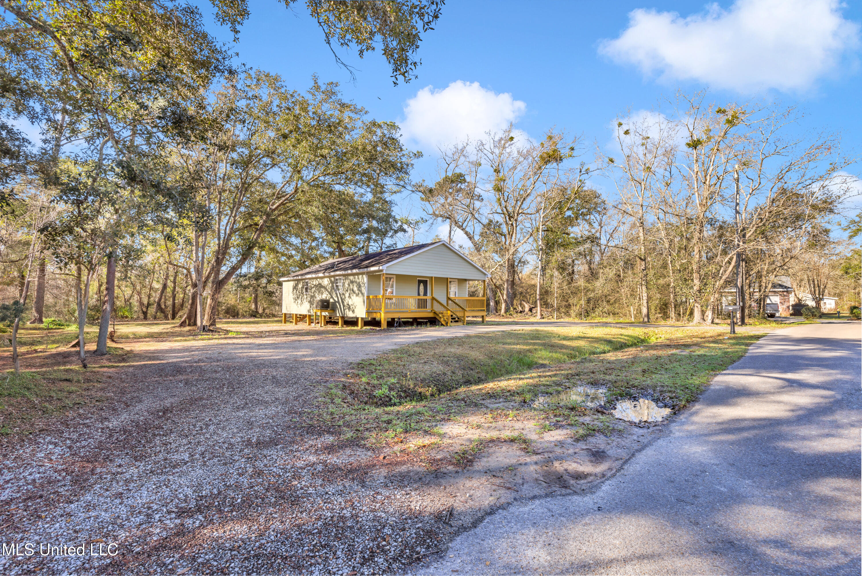 1119 Edna Street, Waveland, Mississippi image 22