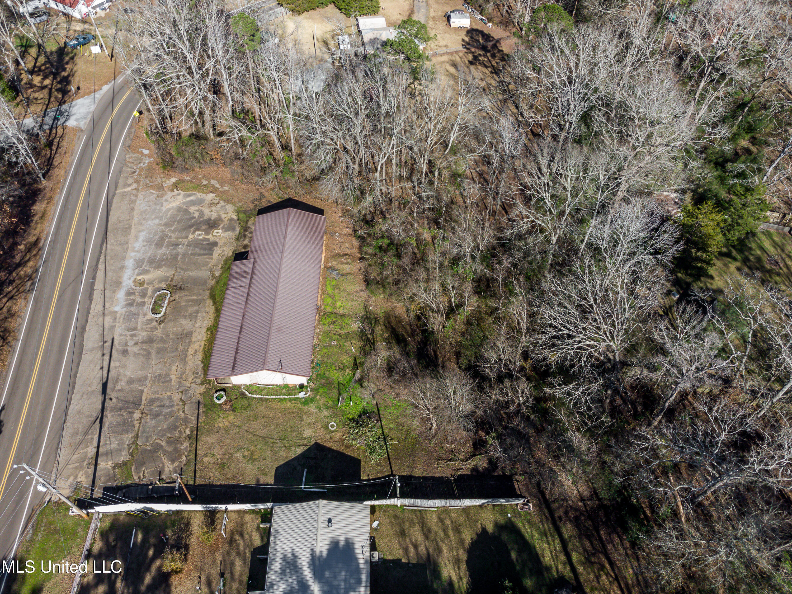 1403 Old Lake Road, Brandon, Mississippi image 3