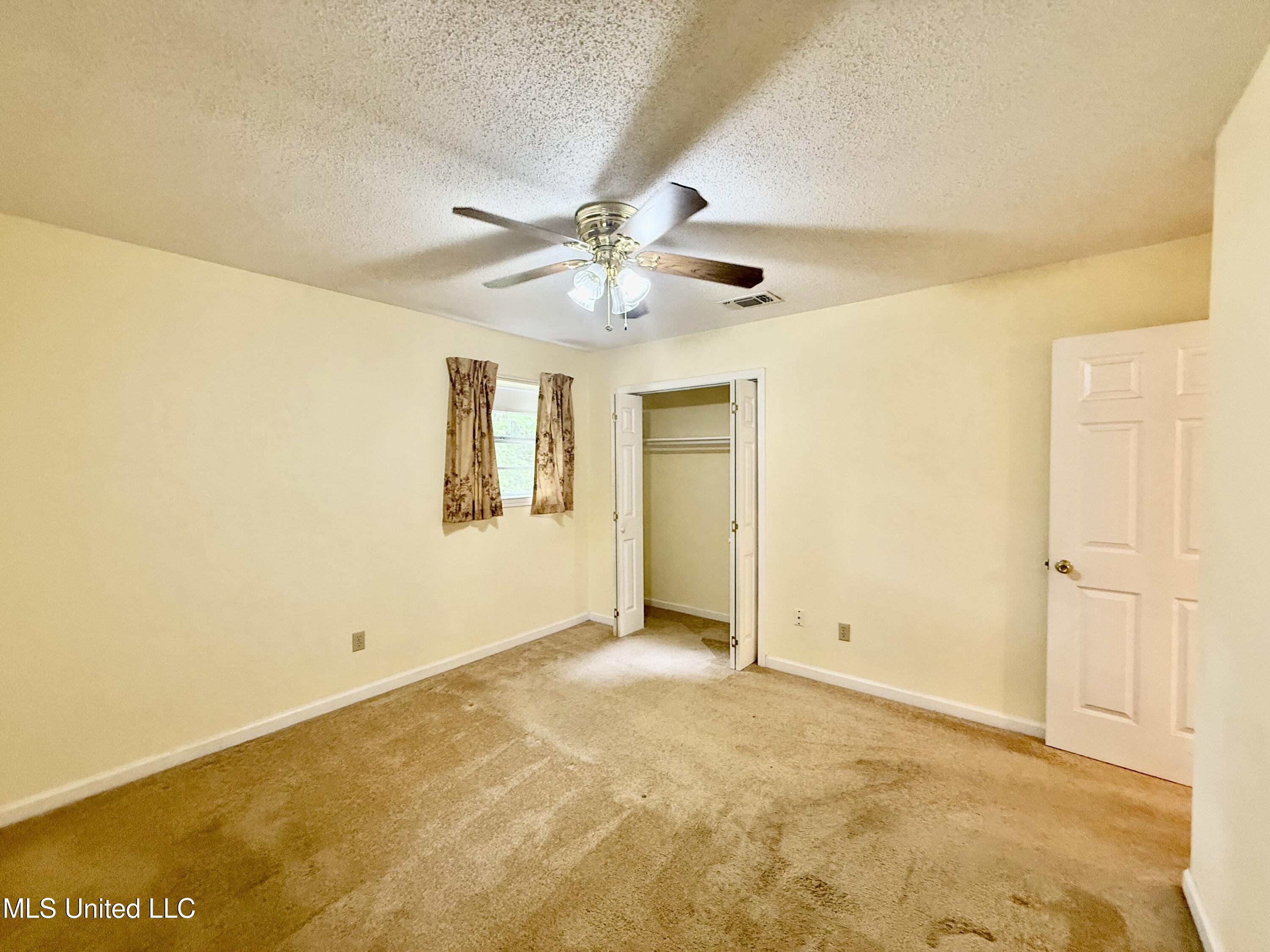 1806 Pat Drive, Gautier, Mississippi image 8
