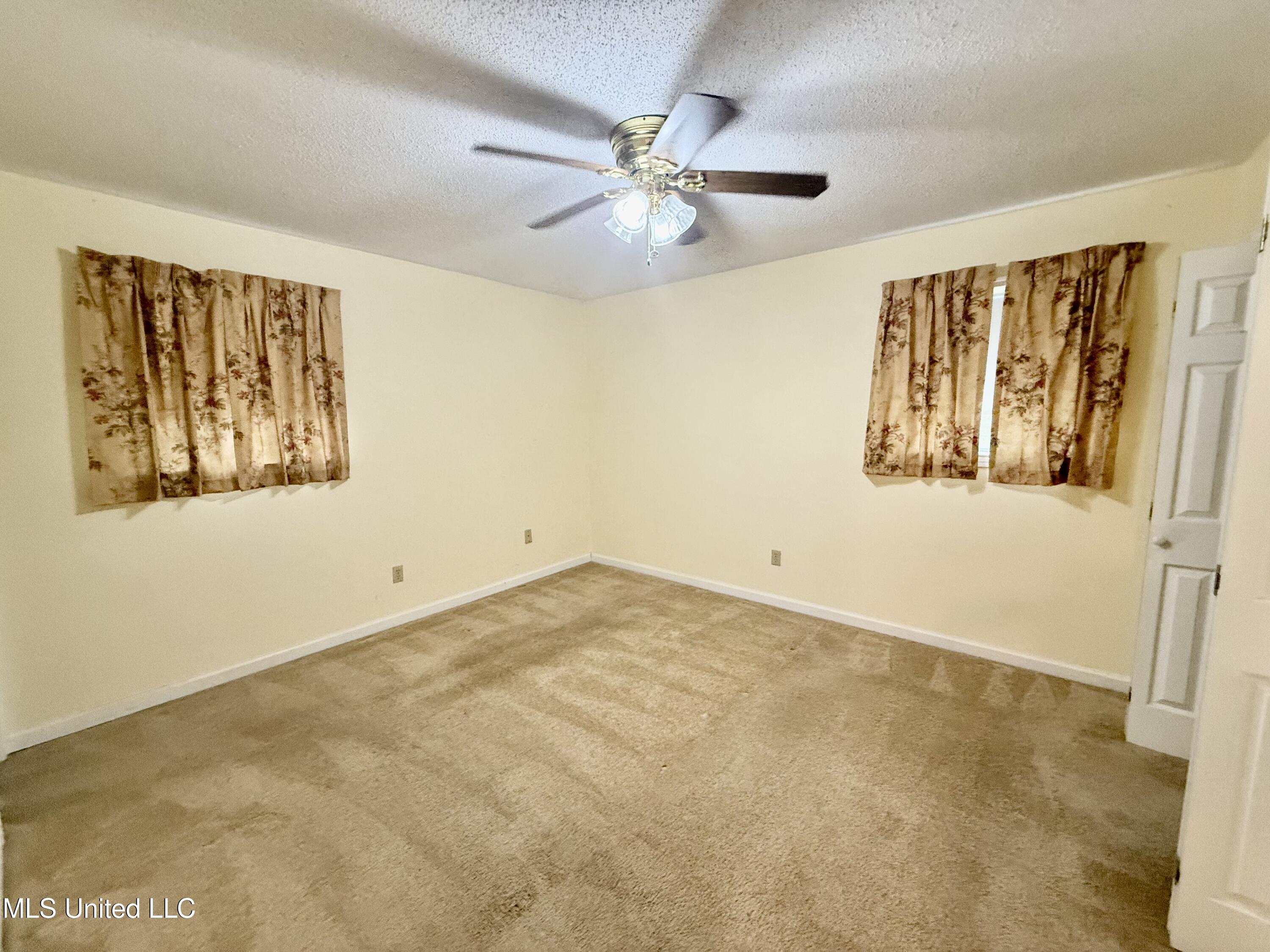 1806 Pat Drive, Gautier, Mississippi image 9