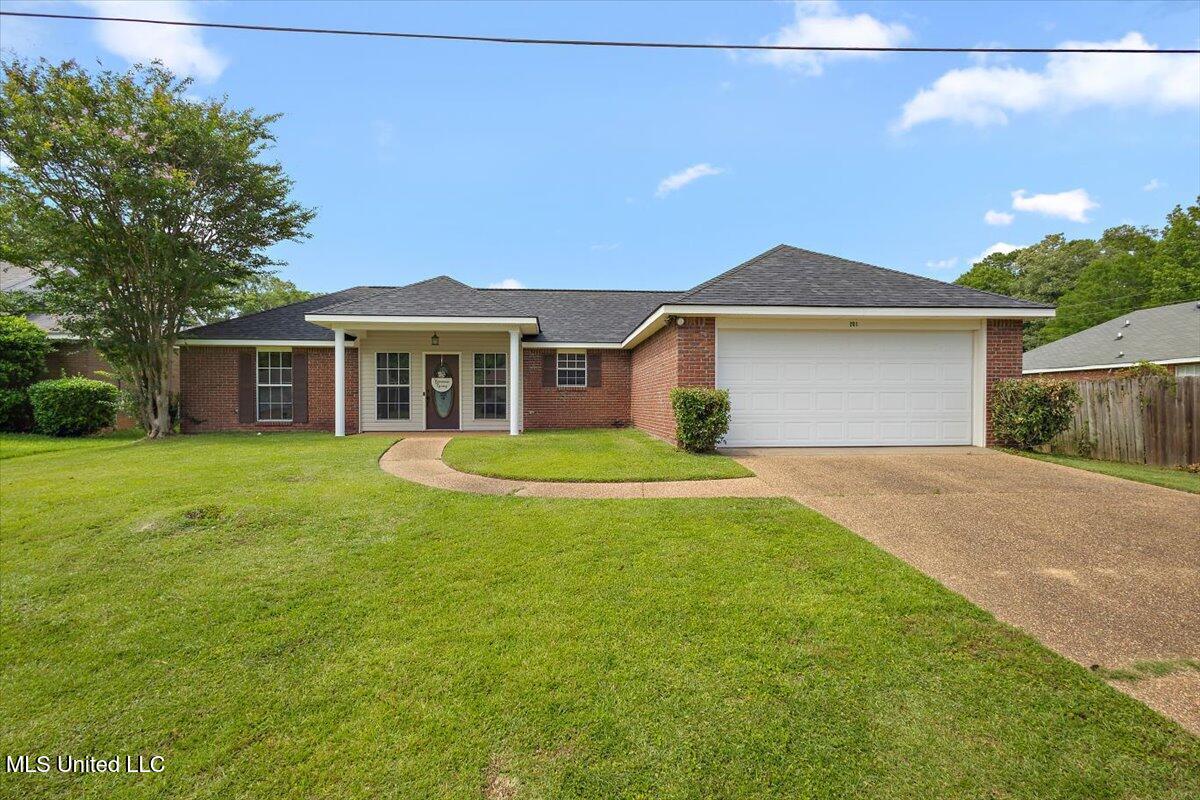 201 Trahon Cove, Byram, Mississippi image 1