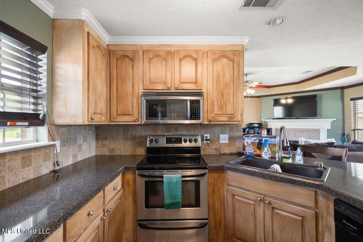 201 Trahon Cove, Byram, Mississippi image 13