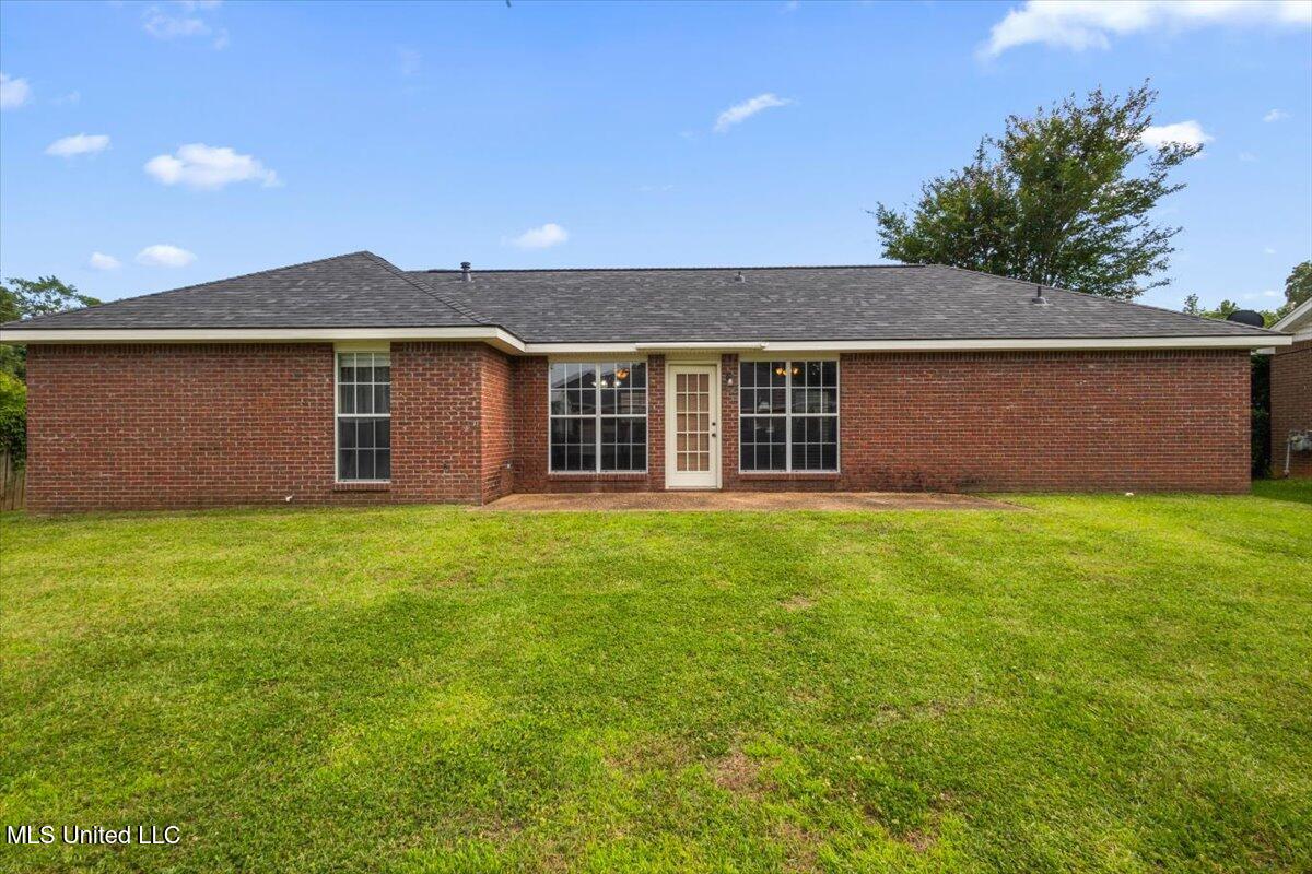 201 Trahon Cove, Byram, Mississippi image 26
