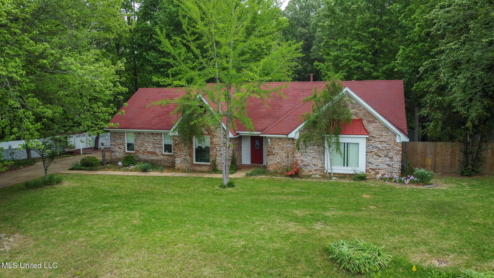 5340 Cohay Drive, Horn Lake, Mississippi image 3
