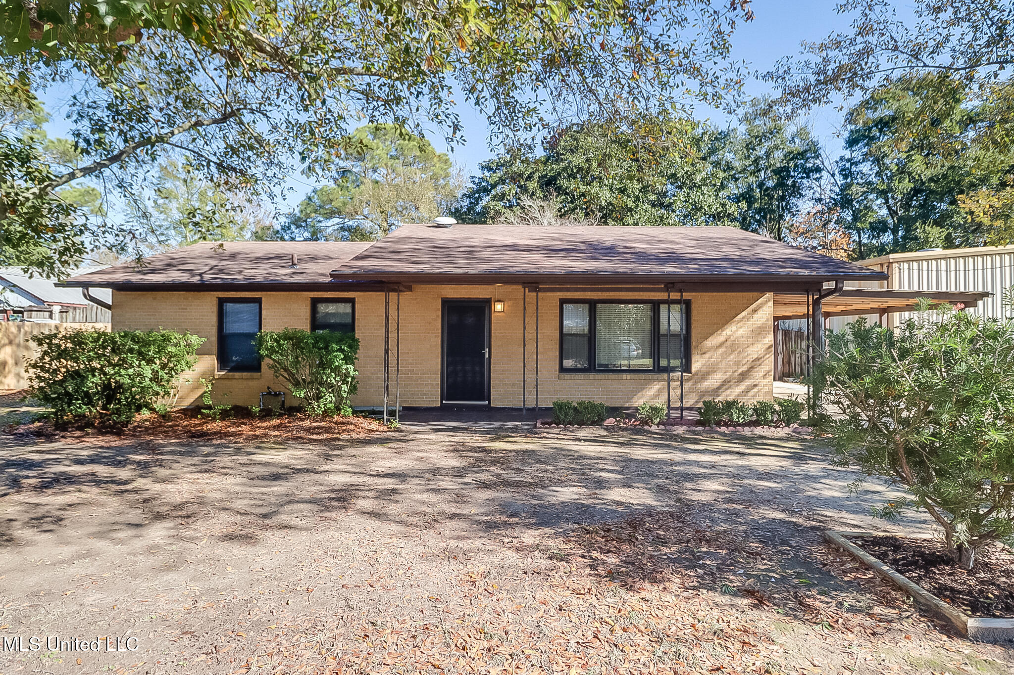 736 Carter Drive, Gulfport, Mississippi image 1