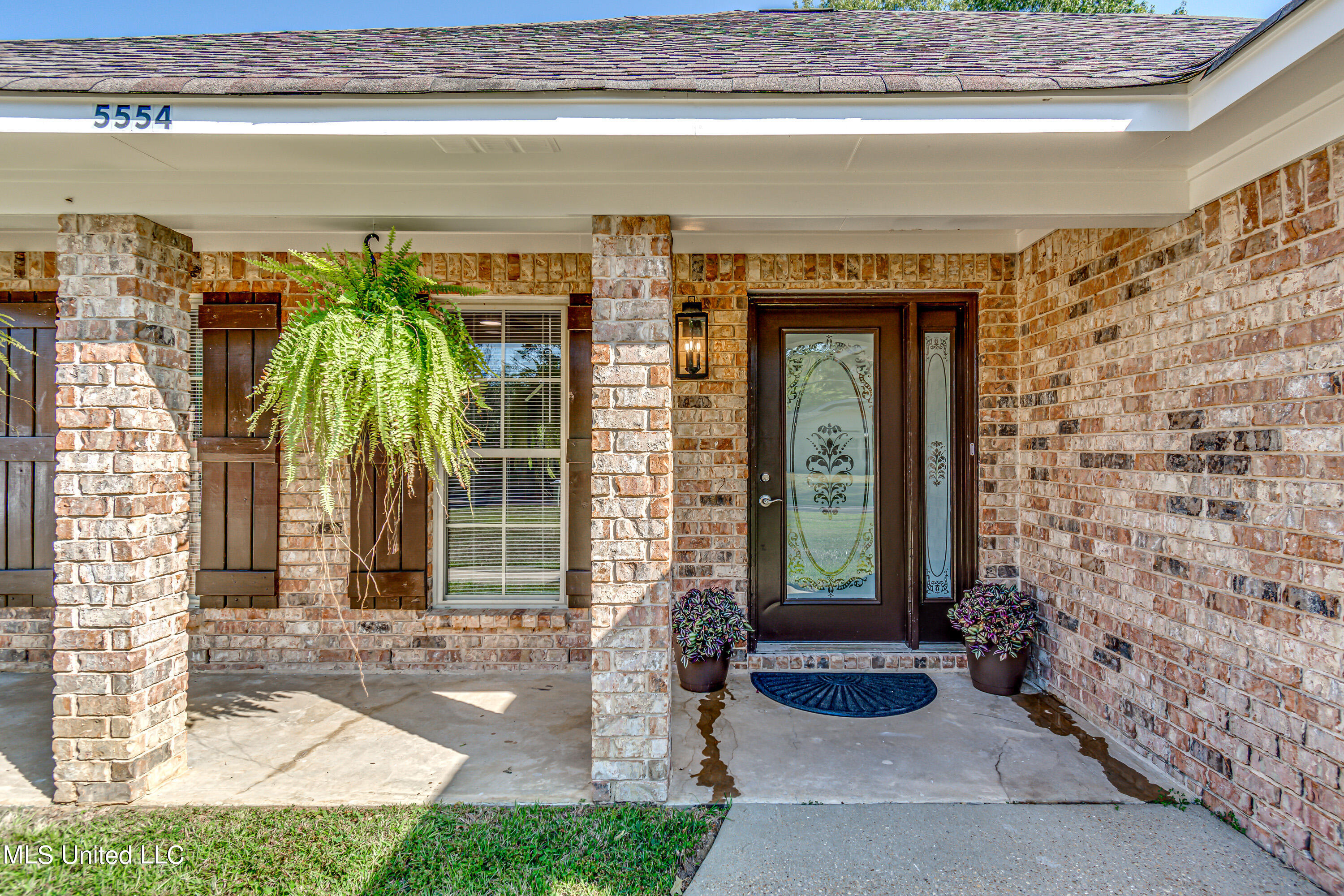 Jackson, Mississippi 39209, United States, 3 Bedrooms Bedrooms, ,2 BathroomsBathrooms,Residential,Active,38001