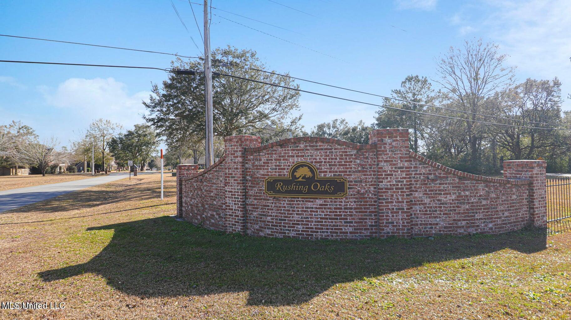 Carmel Oaks Drive, Biloxi, Mississippi image 1