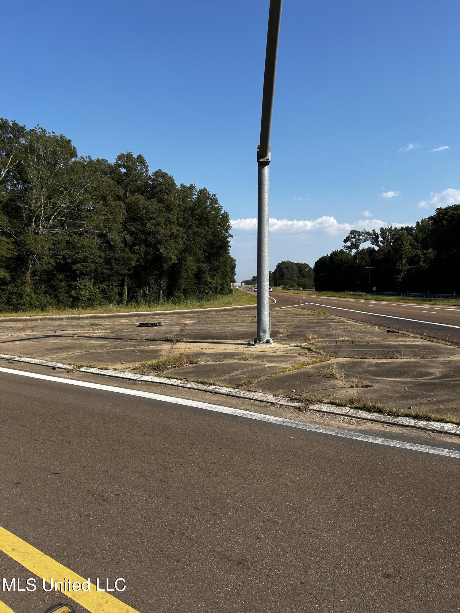 00 N Us-49, Jackson, Mississippi image 3