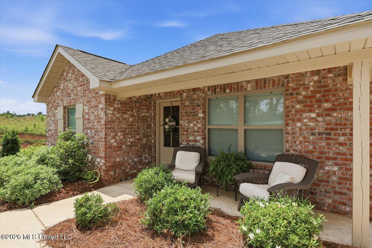 275 Anse Reed Road