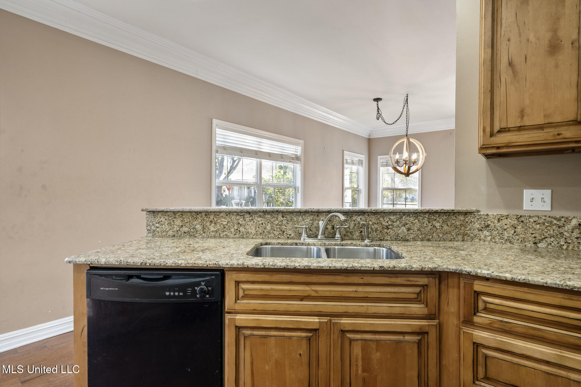 930 2nd Street, Gulfport, Mississippi image 13