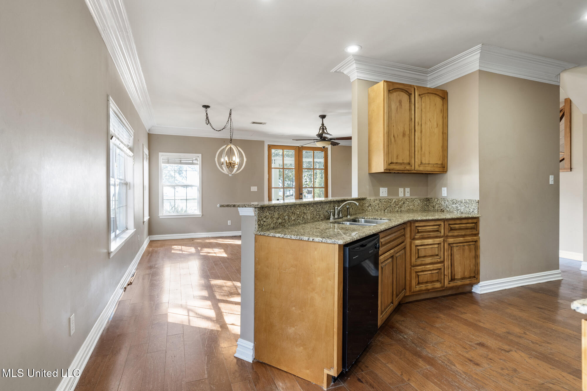 930 2nd Street, Gulfport, Mississippi image 12
