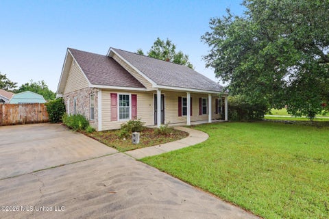 Homes For Sale - 610 Waveland Avenue<br/> Hancock County, Waveland, MS 39576