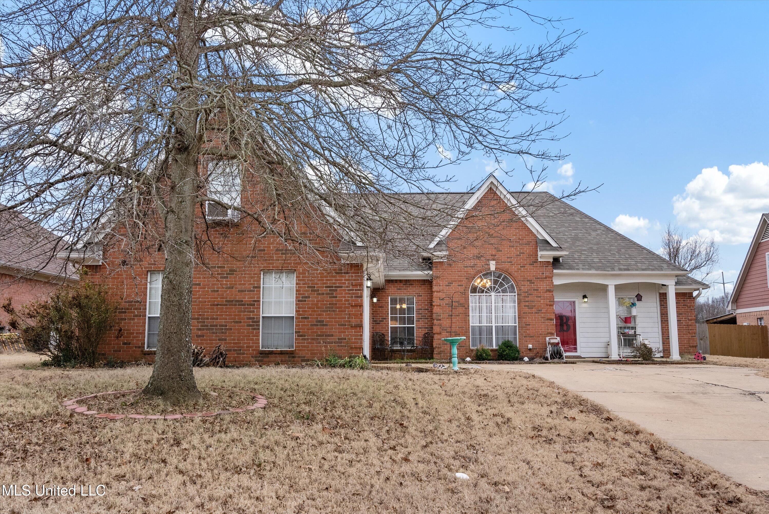 13047 Sandbourne Drive, Olive Branch, Mississippi image 3