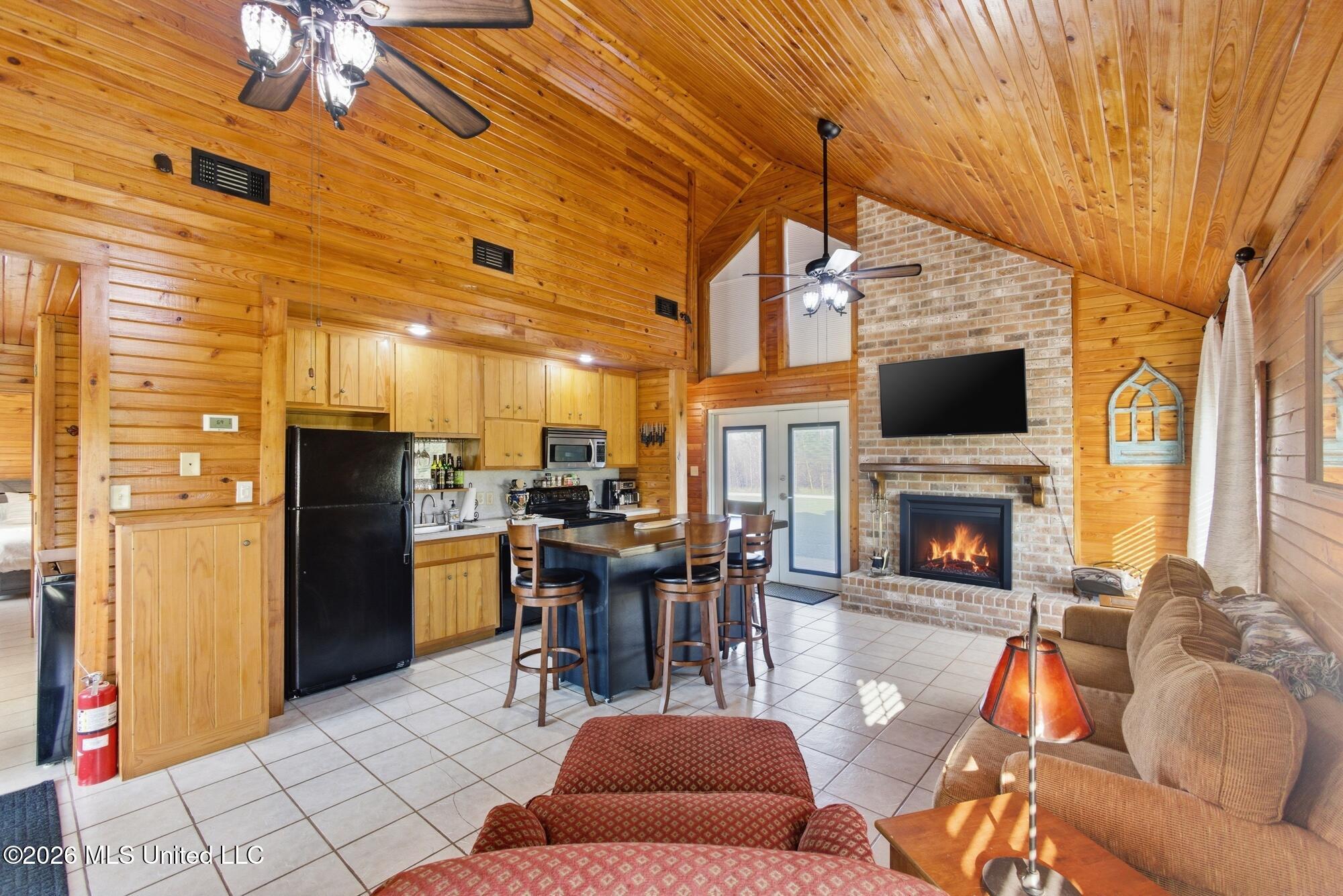 8165 Silver Drive