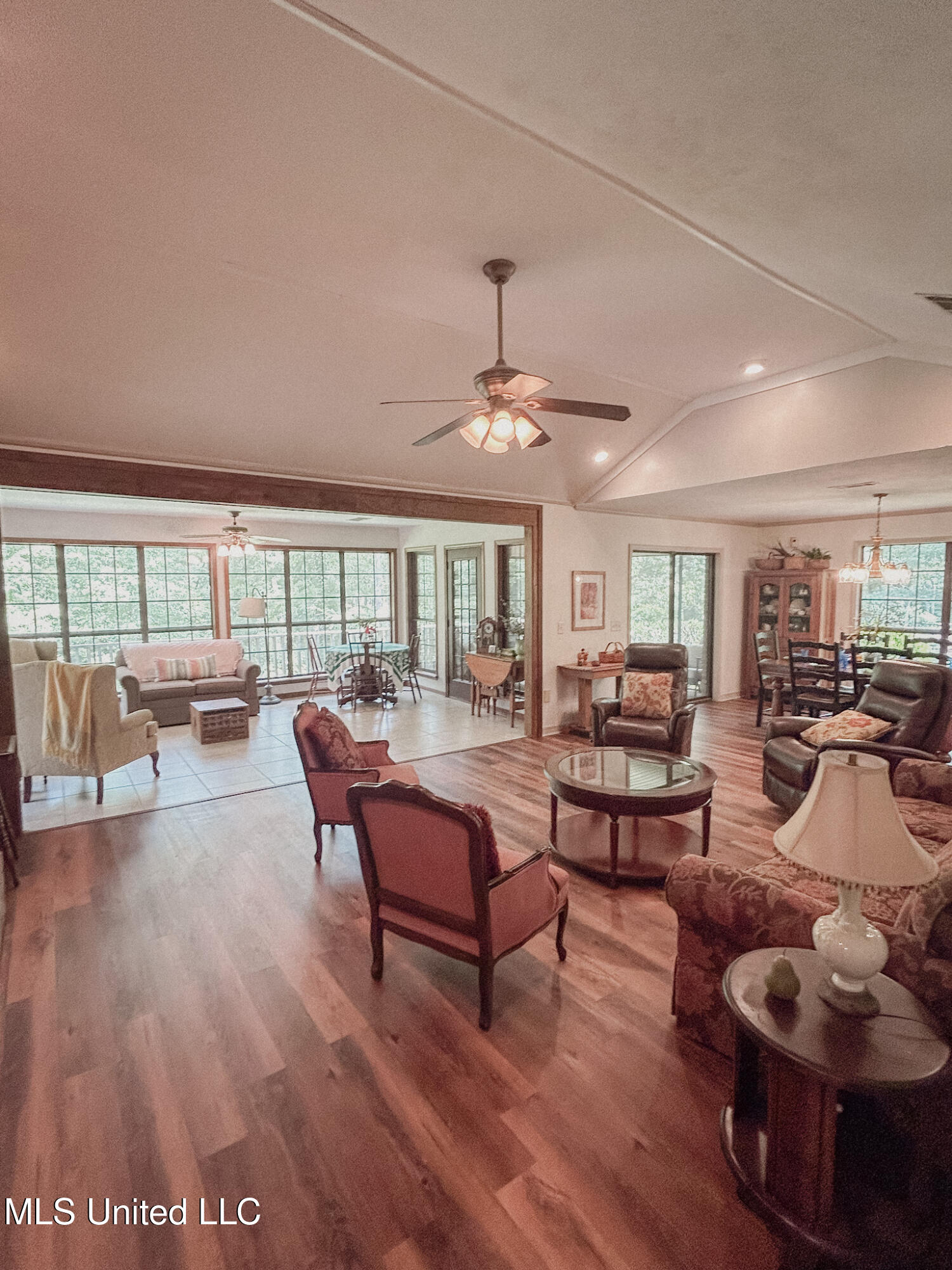107 Hickory Hills Drive, Clinton, Mississippi image 9