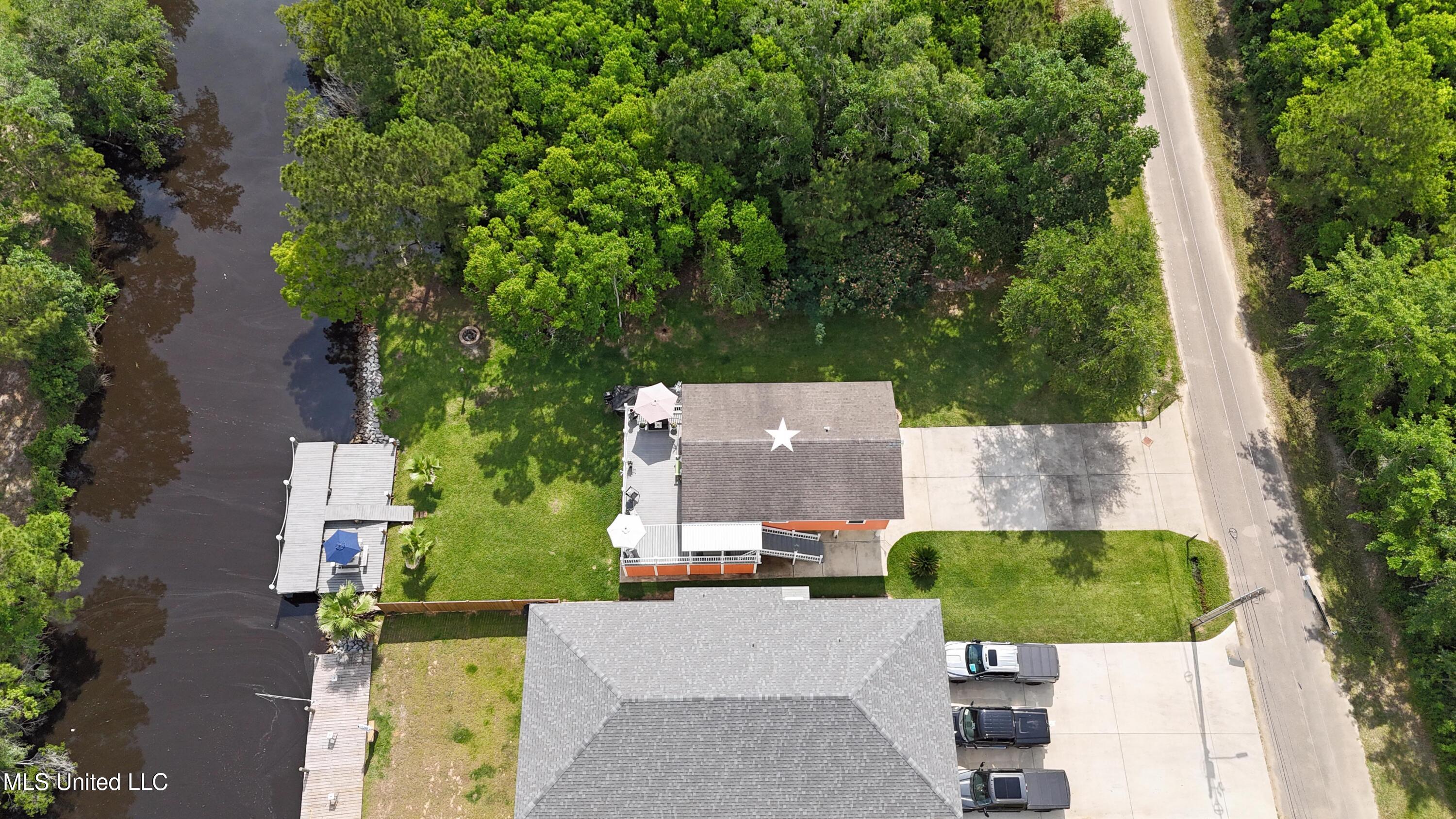 11600 Bayou View Drive, Bay Saint Louis, Mississippi image 31