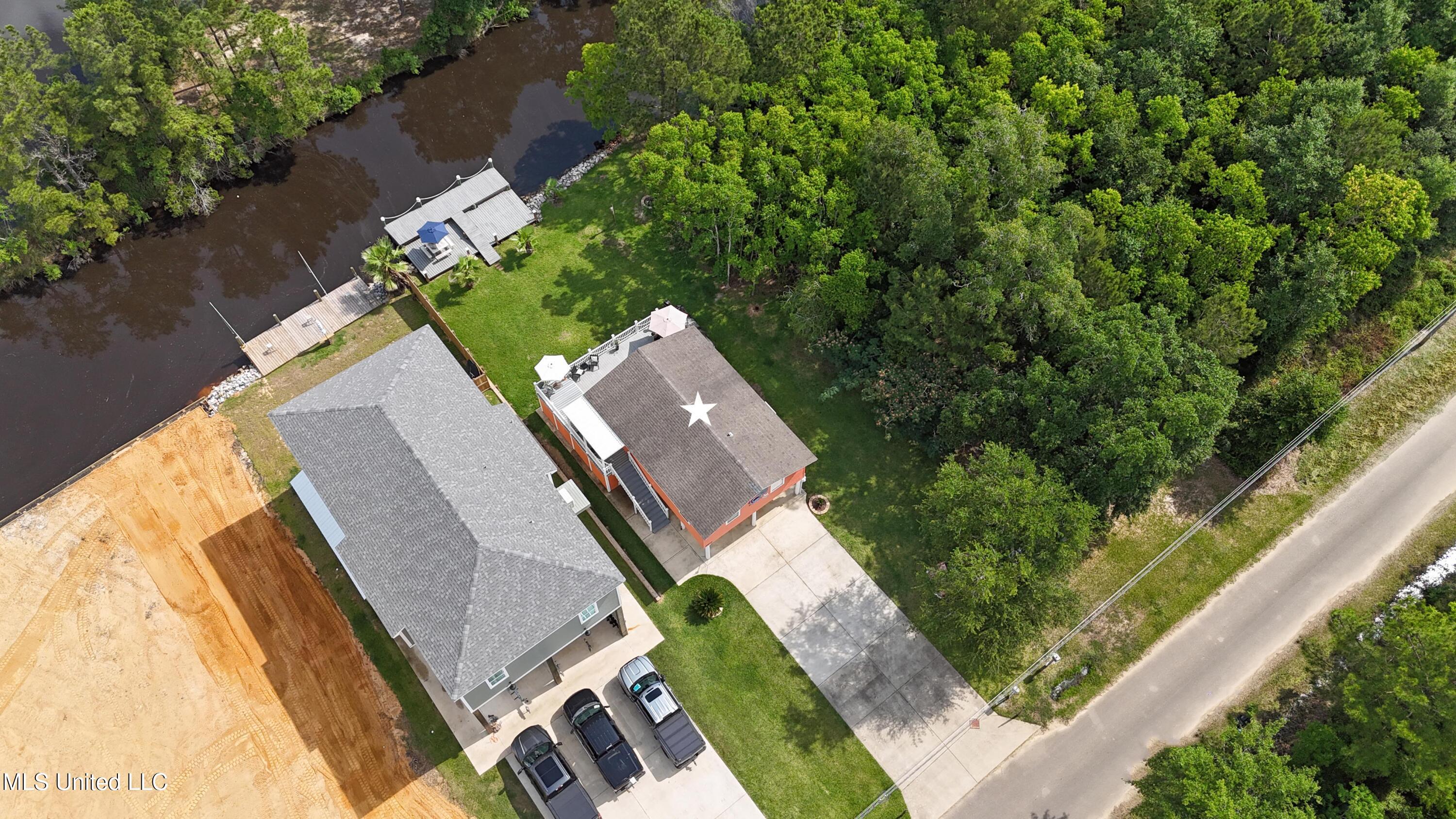 11600 Bayou View Drive, Bay Saint Louis, Mississippi image 32
