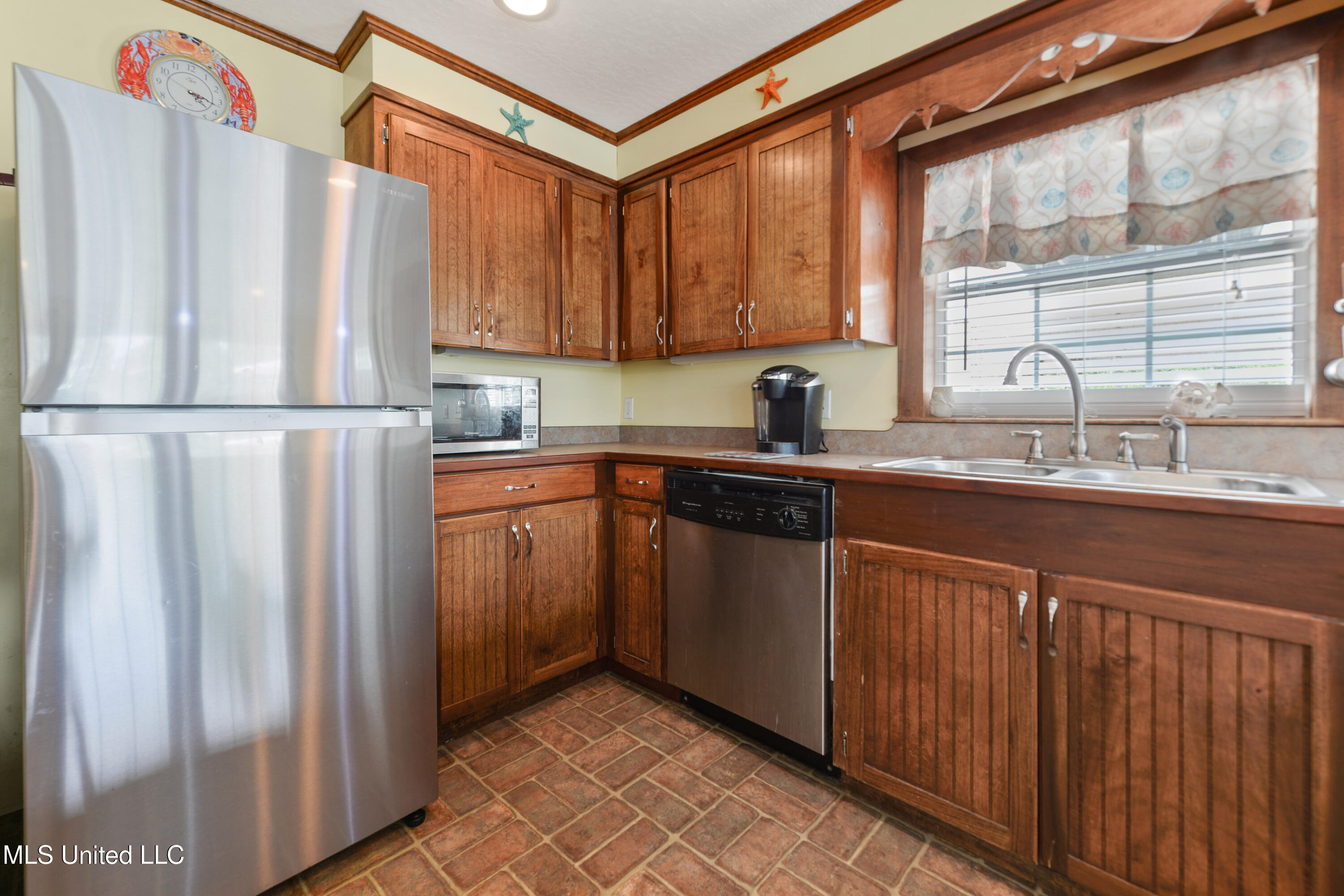 11600 Bayou View Drive, Bay Saint Louis, Mississippi image 11