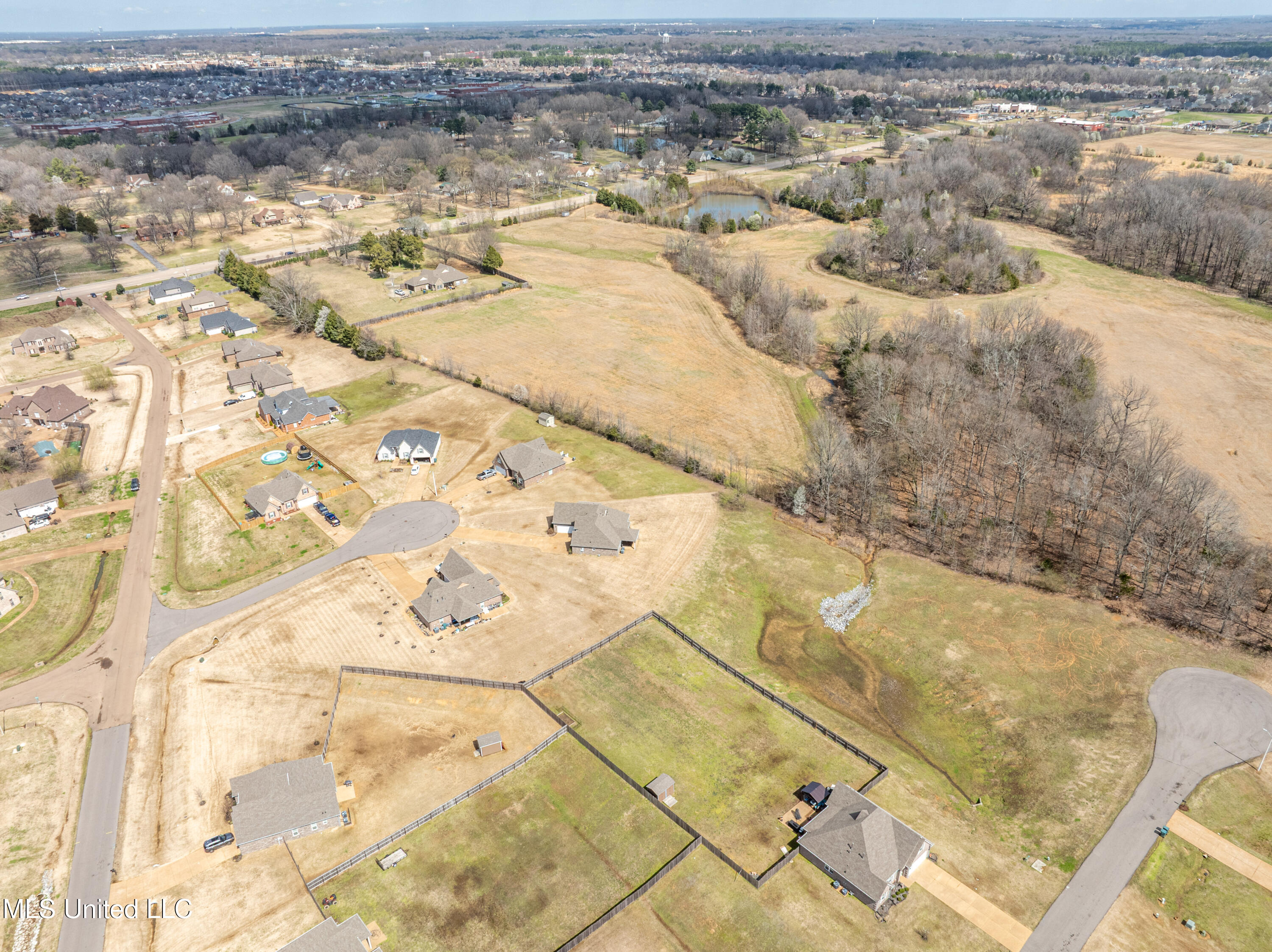 2385 Christian Cove, Southaven, Mississippi image 44