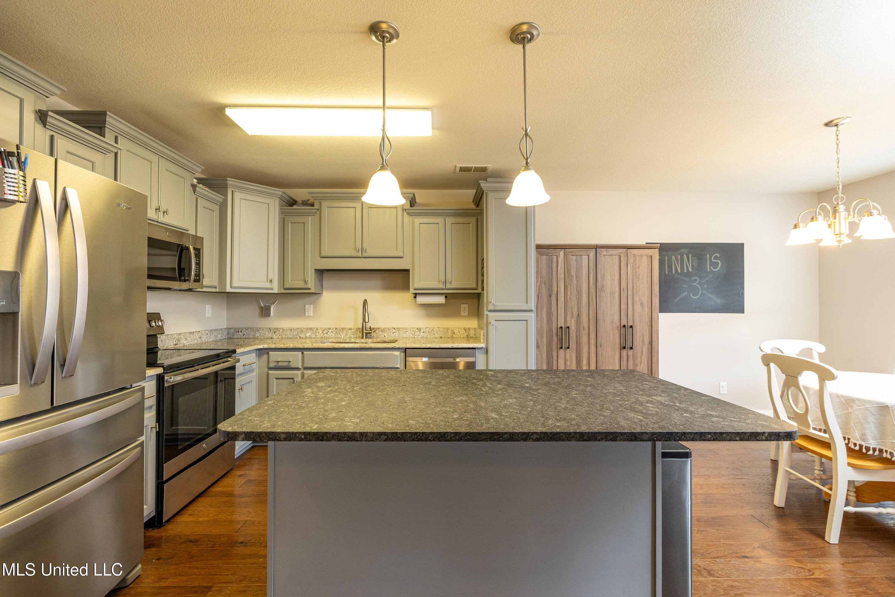 2385 Christian Cove, Southaven, Mississippi image 11