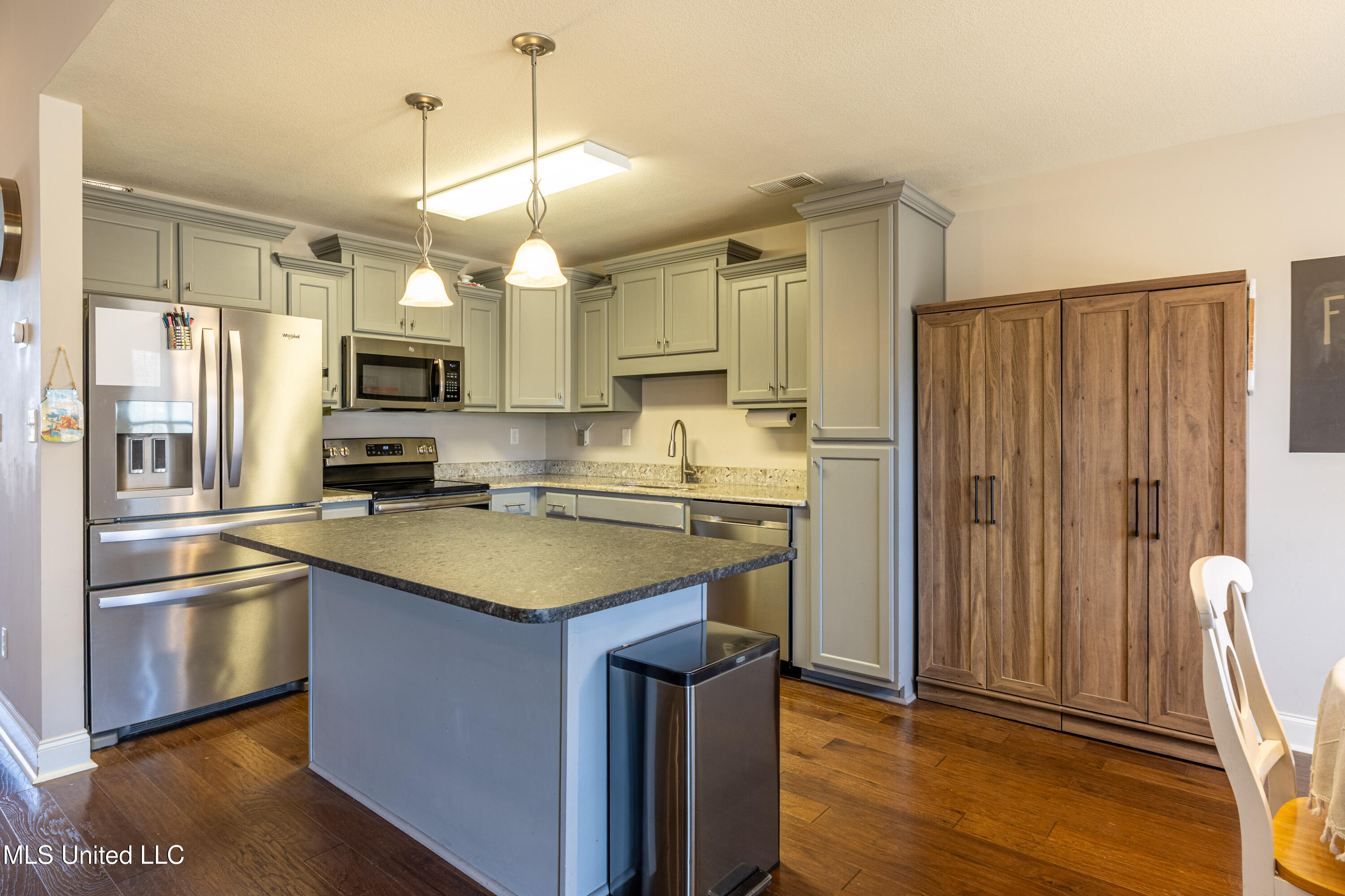 2385 Christian Cove, Southaven, Mississippi image 12