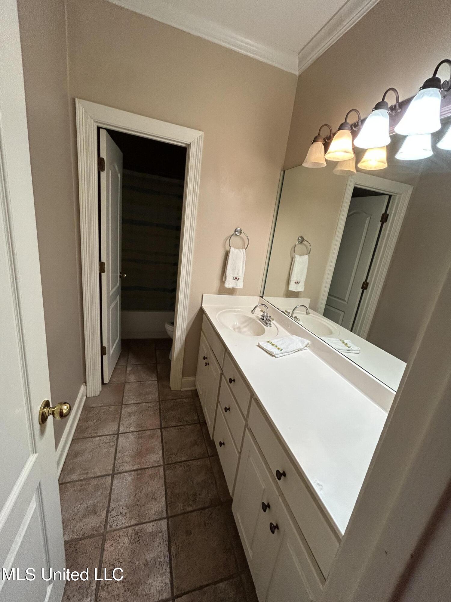 102 Willow Cove, Ridgeland, Mississippi image 2
