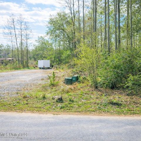 Vacant Land For Sale - LOT 6 Cypress Drive<br/> Kiln, MS 39556
