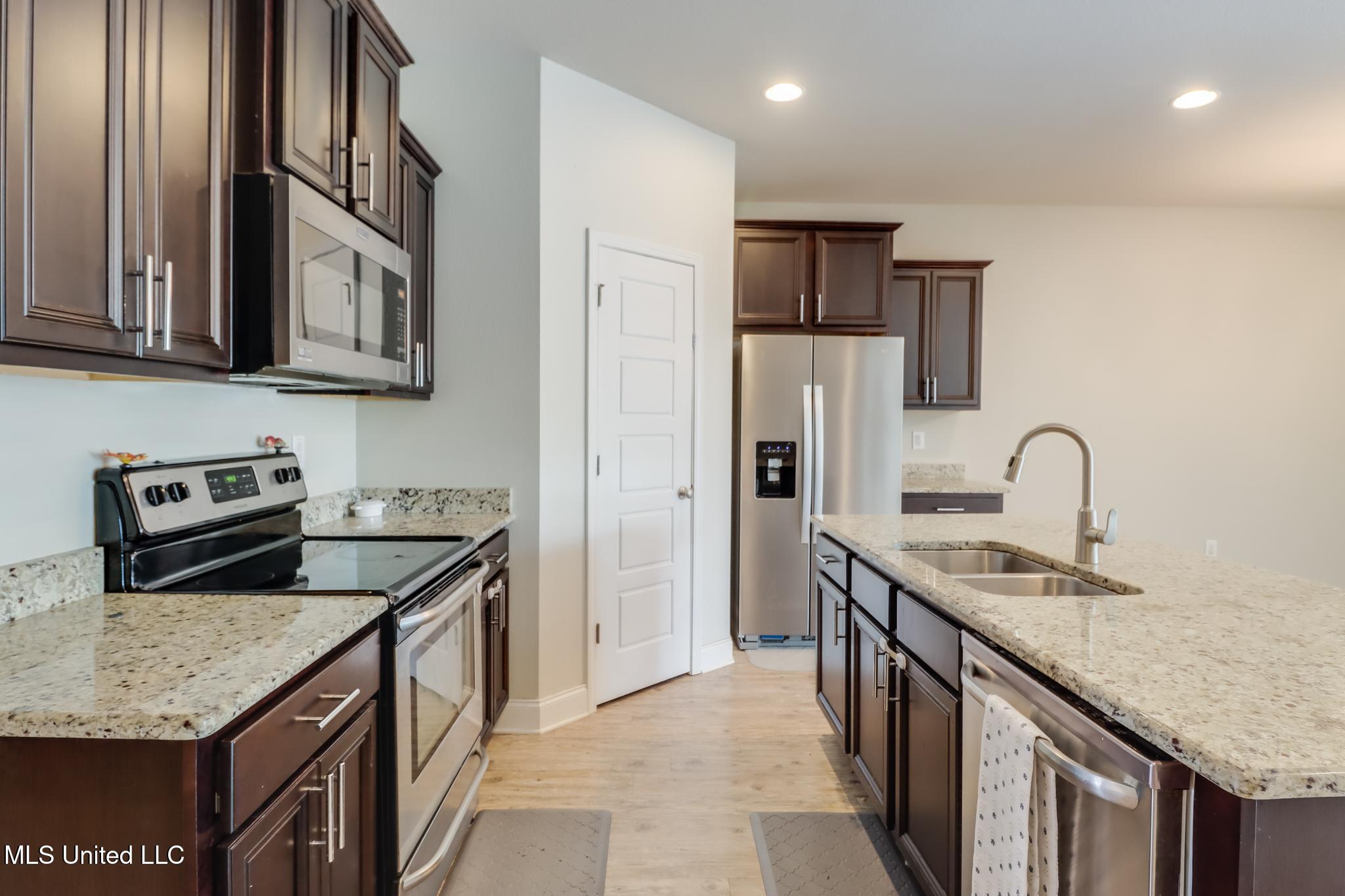15581 Ollie Lane, Biloxi, Mississippi image 3