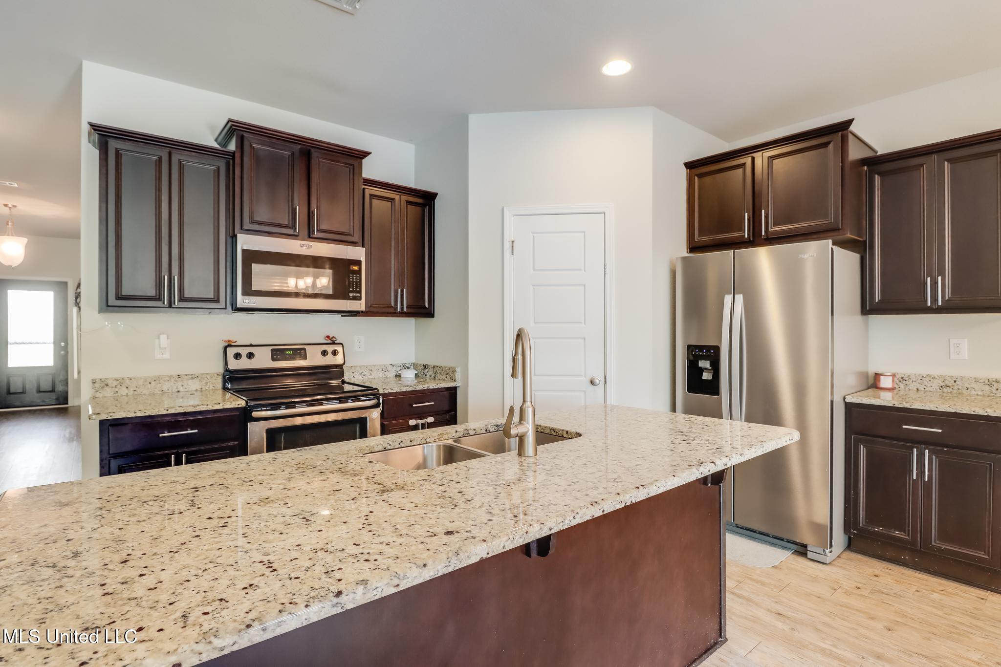 15581 Ollie Lane, Biloxi, Mississippi image 4