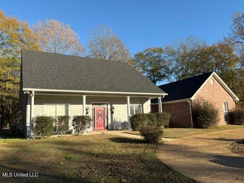Homes For Sale - 146 Richmond Drive<br/> Florence, MS 39073