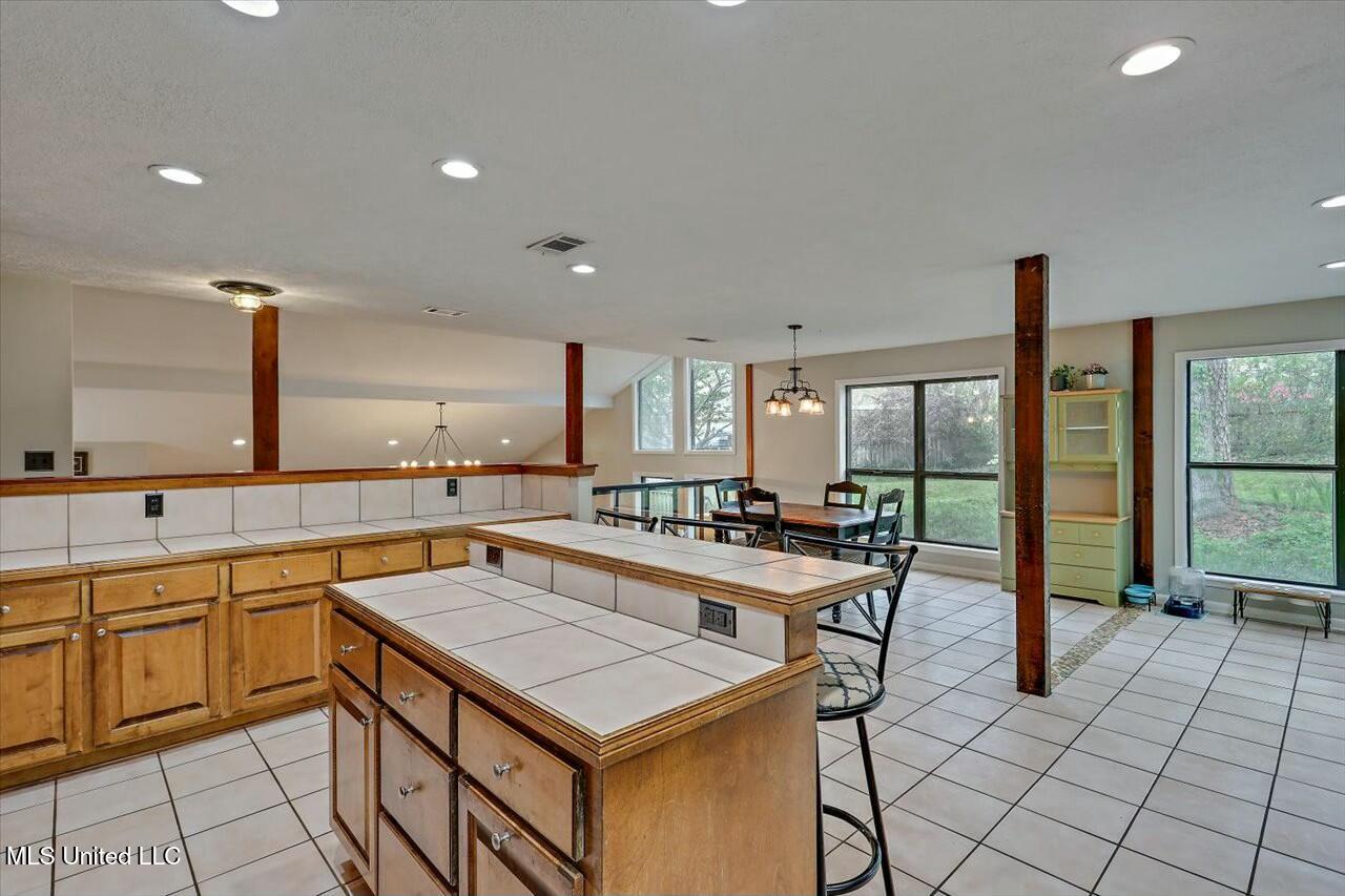 310 Longwood Drive, Clinton, Mississippi image 13