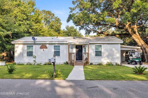 Homes For Sale - 214 Simon Boulevard<br/> Ocean Springs, MS 39564