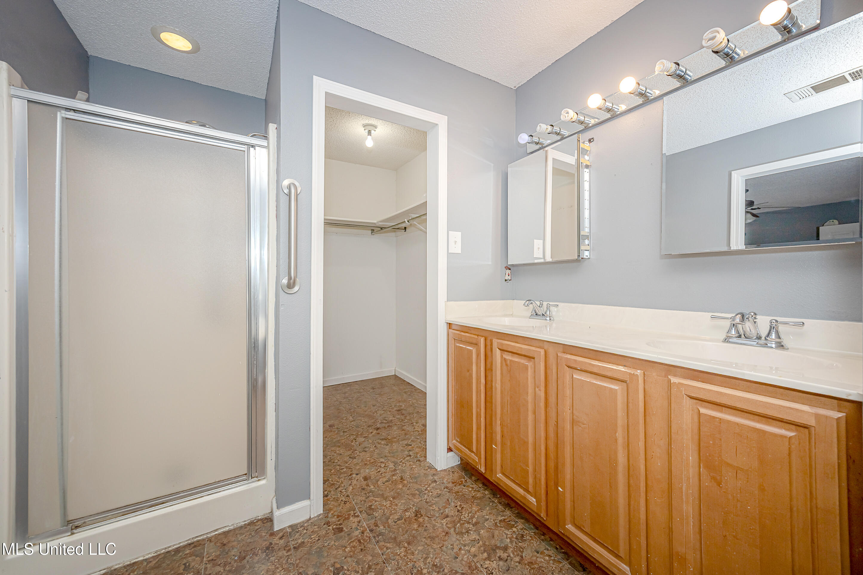 8113 Barron Road, Moss Point, Mississippi image 22