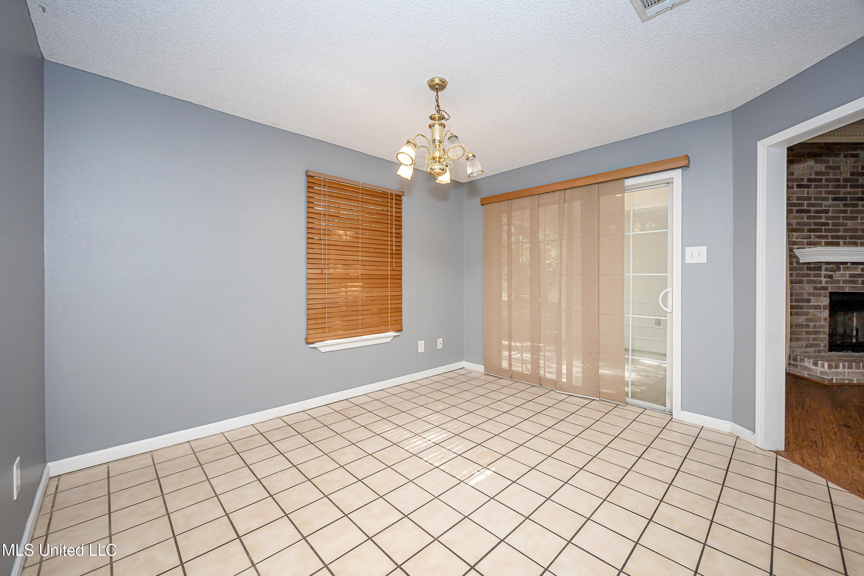 8113 Barron Road, Moss Point, Mississippi image 11