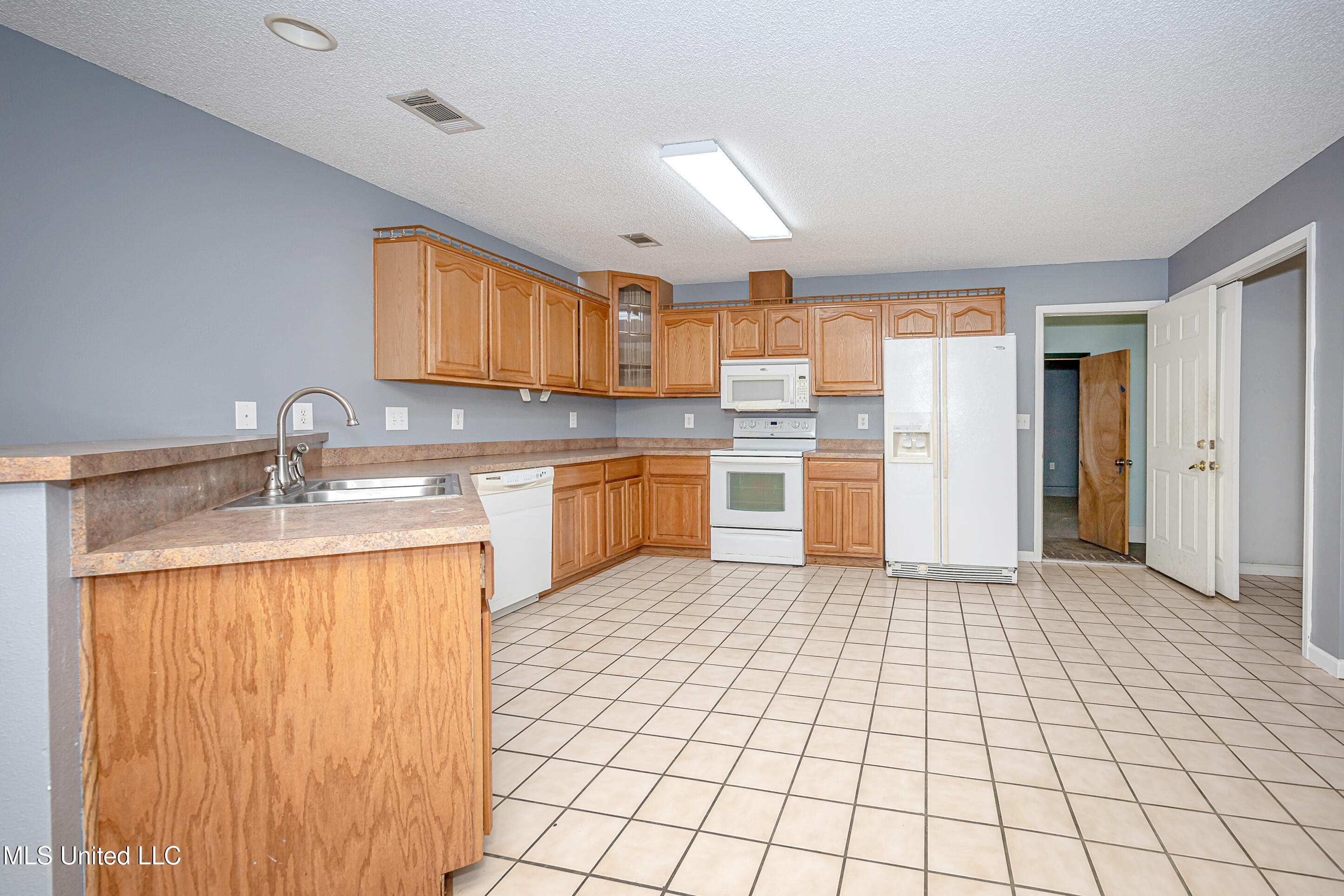 8113 Barron Road, Moss Point, Mississippi image 13
