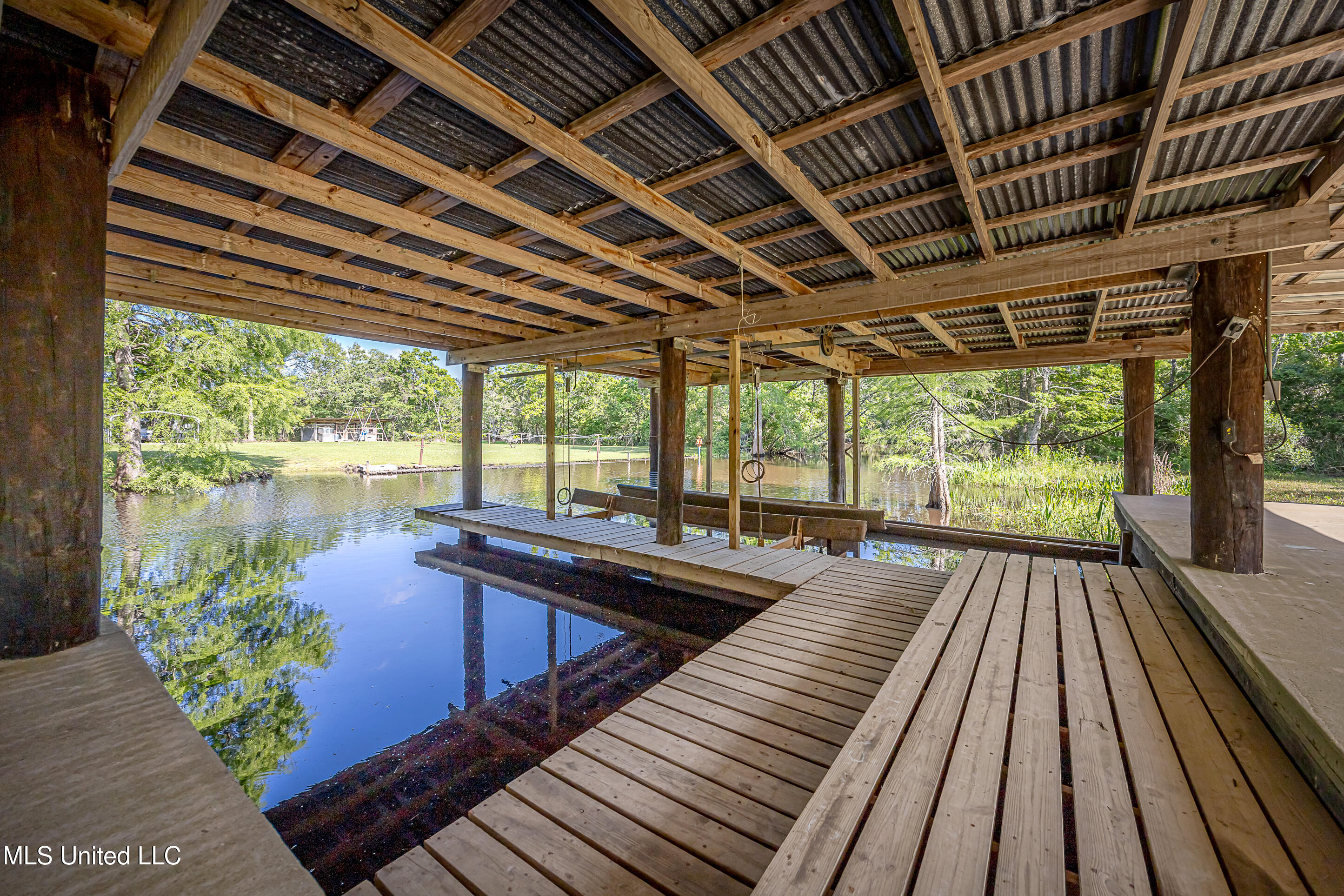 8113 Barron Road, Moss Point, Mississippi image 4