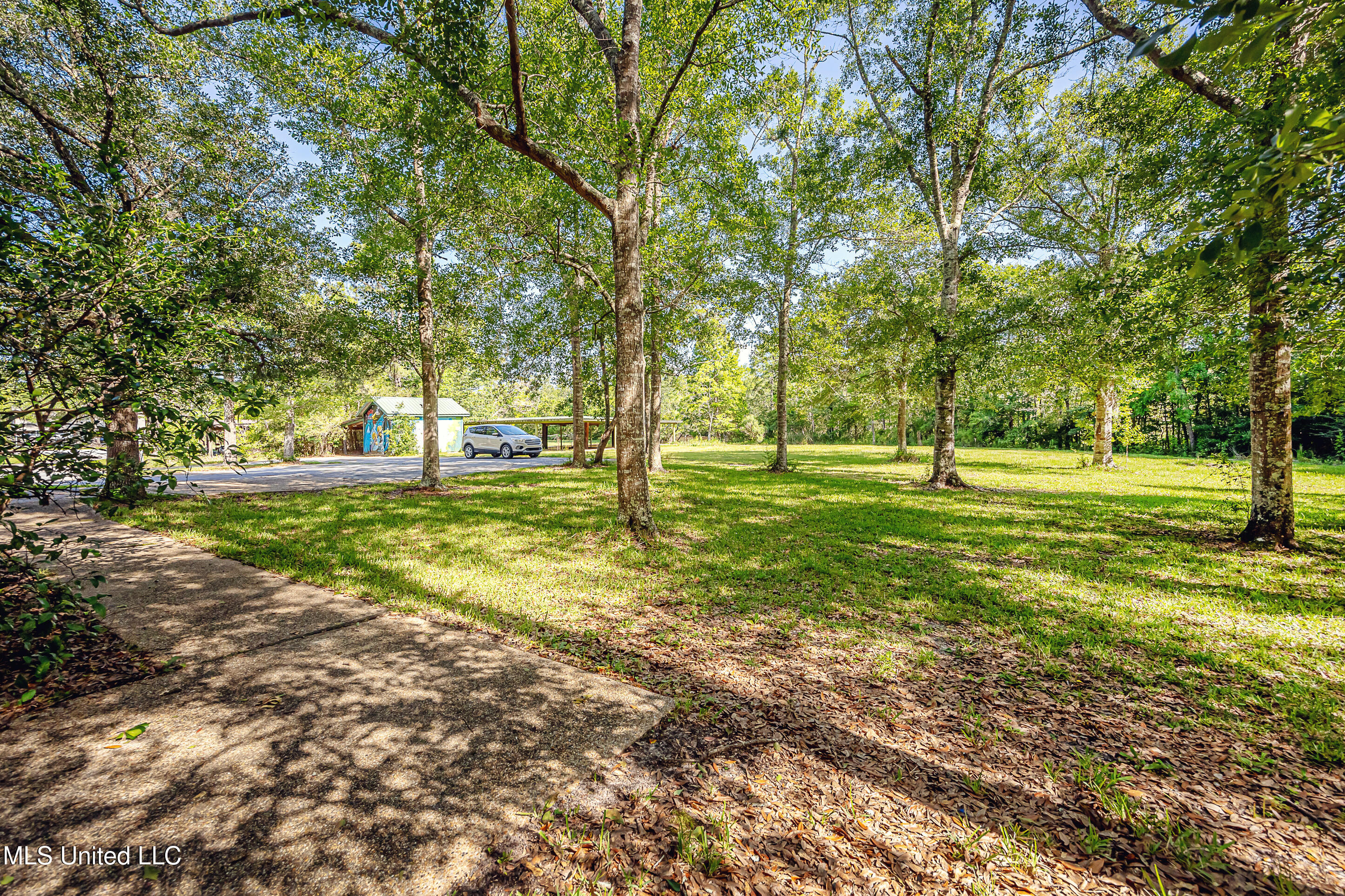 8113 Barron Road, Moss Point, Mississippi image 41